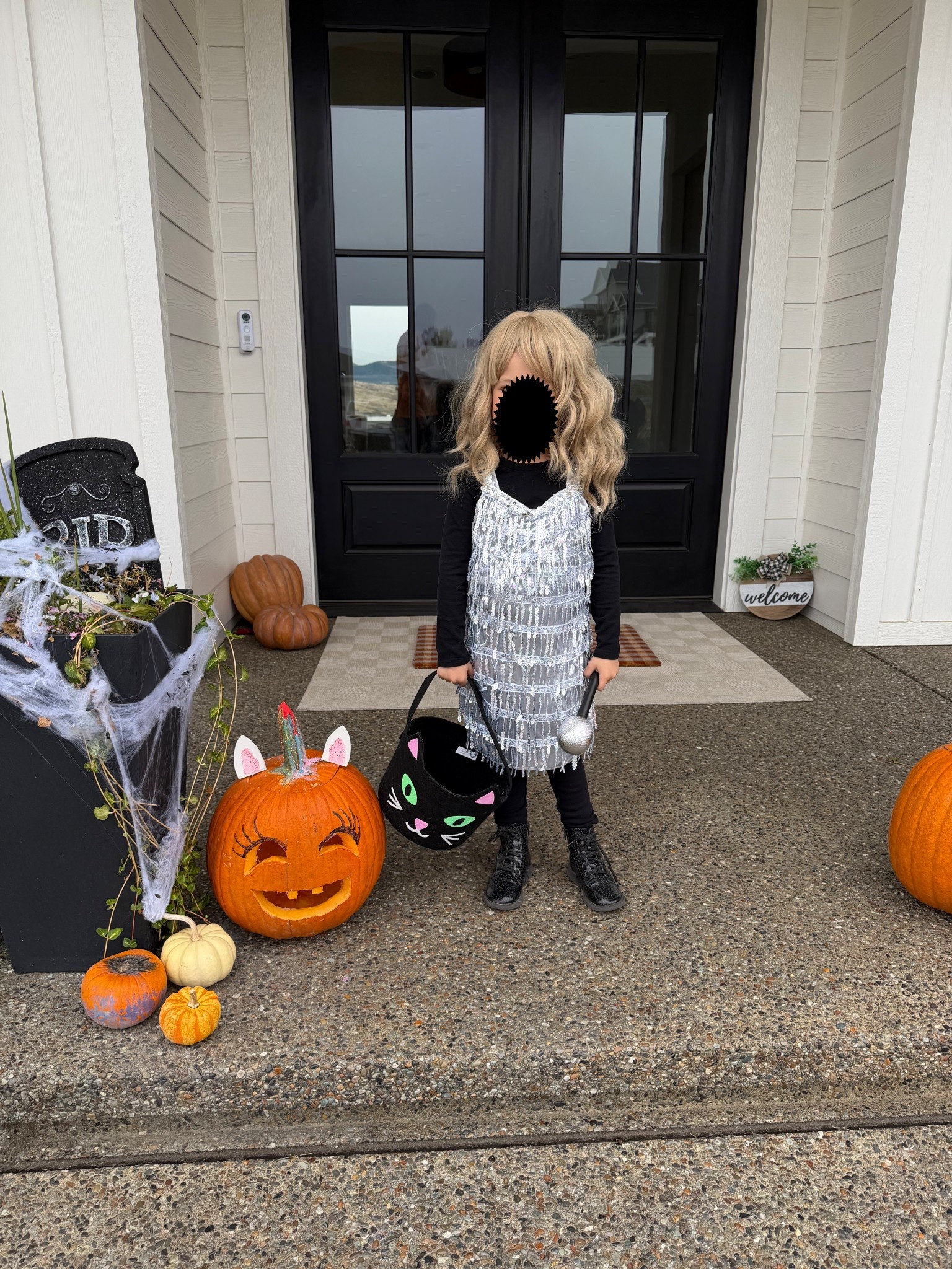 The cutest Taylor swift costume for a kid/toddler ever ✨

Halloween costumes idea 

#LTKHalloween #LTKFindsUnder50 #LTKKids