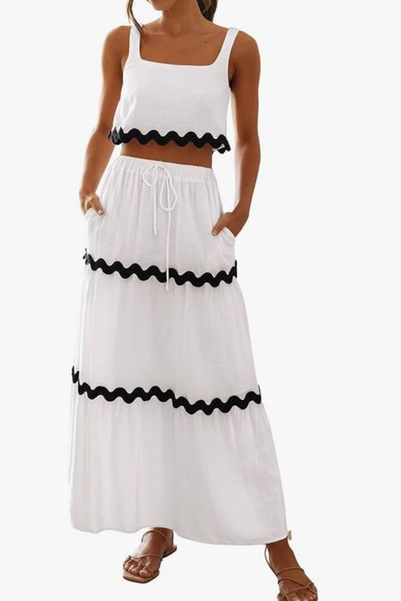 Women's Summer 2 Piece Beach Outfit Casual Sleeveless Cropped Tank Top High Waisted Maxi Skirt Set.
Vacation outfit, two piece beach, maxi skirt and cropped top matching set.
This comes in 14 colors.

#LTKover40 #LTKfindsunder100