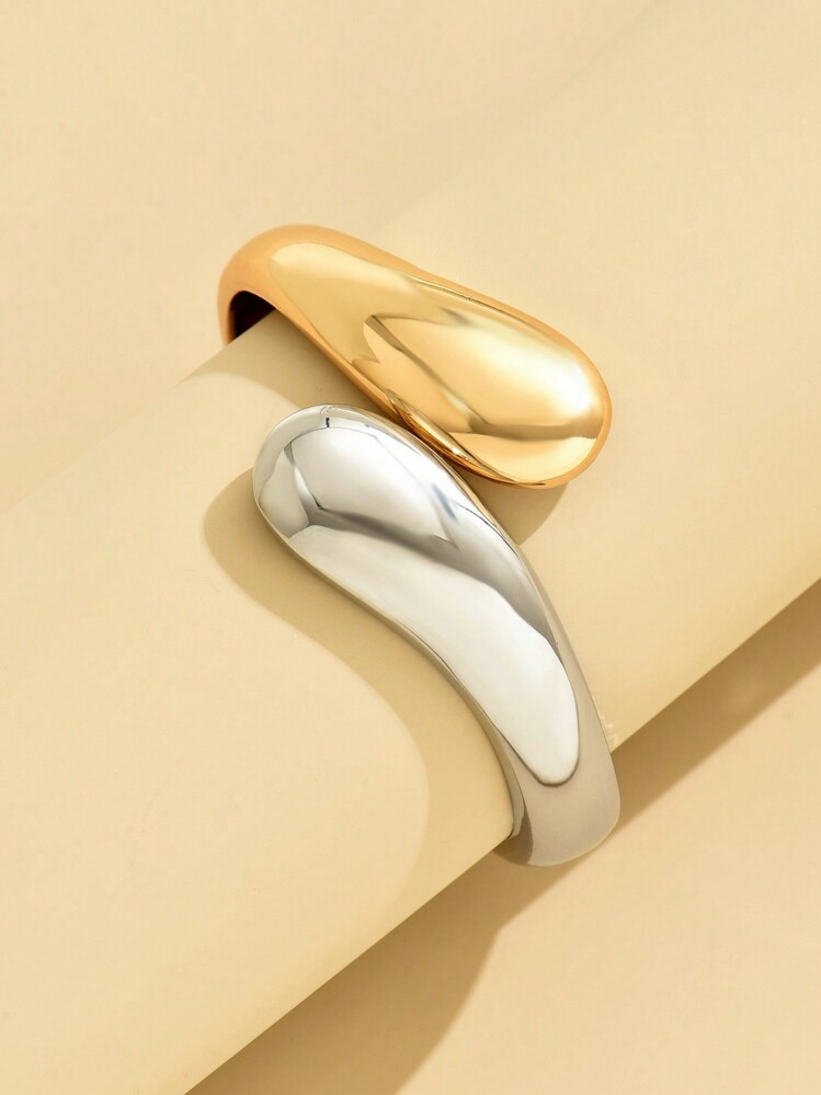 A Fashionable Water Drop Shape Zinc Alloy Street Personality European And American Elegant High-End Exaggerated Simple Geometric Abstract Snake Retro Personality Light Luxury Elegant Simple And Generous Fashion High-End Lady Socialite Zinc Alloy Material Friends Date Street Shooting Socialite Show Business Party Personality Fashionable Gorgeous High-End Cute Couple Dating Bracelet | SHEIN