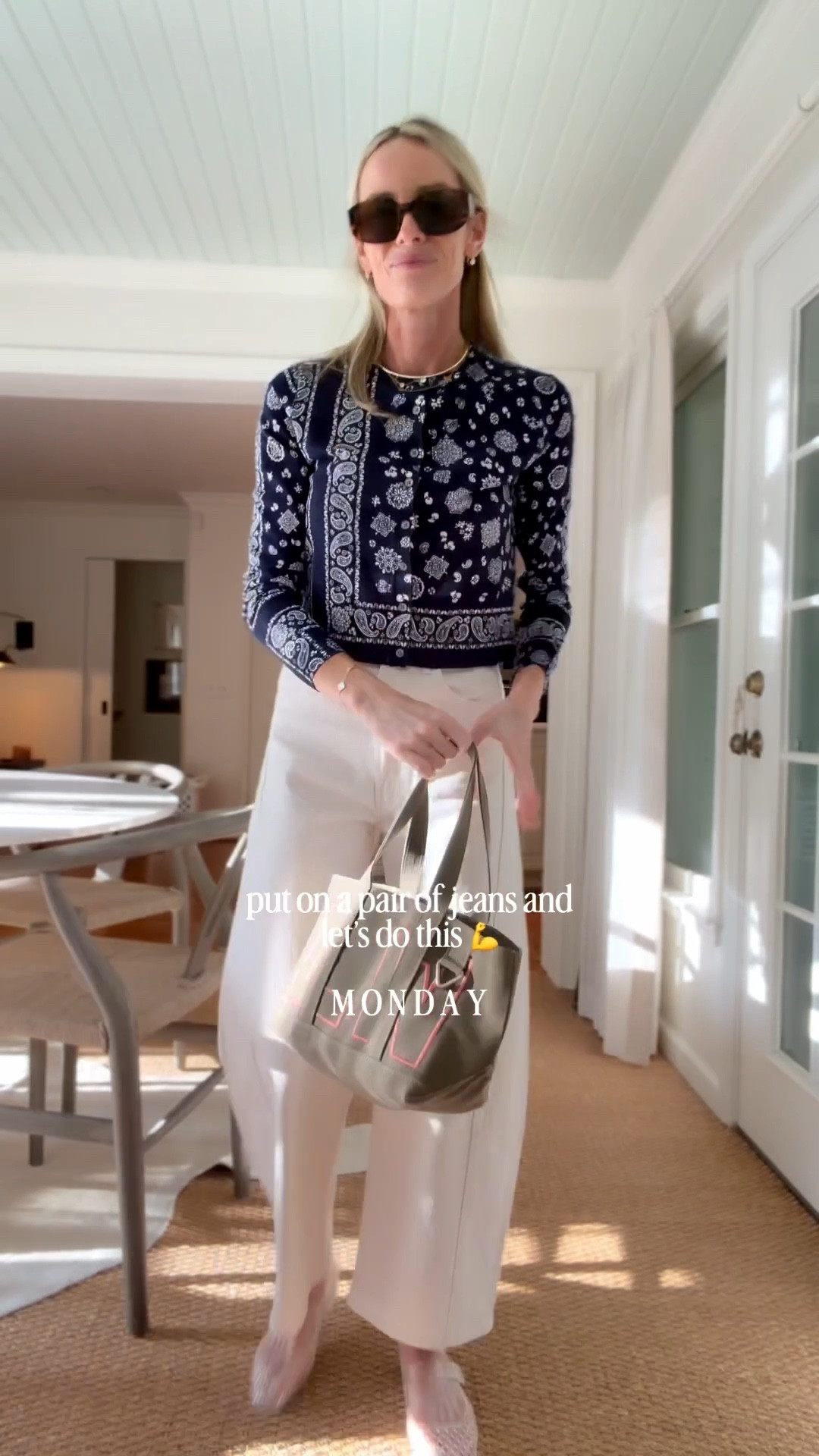 Size M cardigan and size 26 jeans!! Amazon jelly’s are so good!!! 