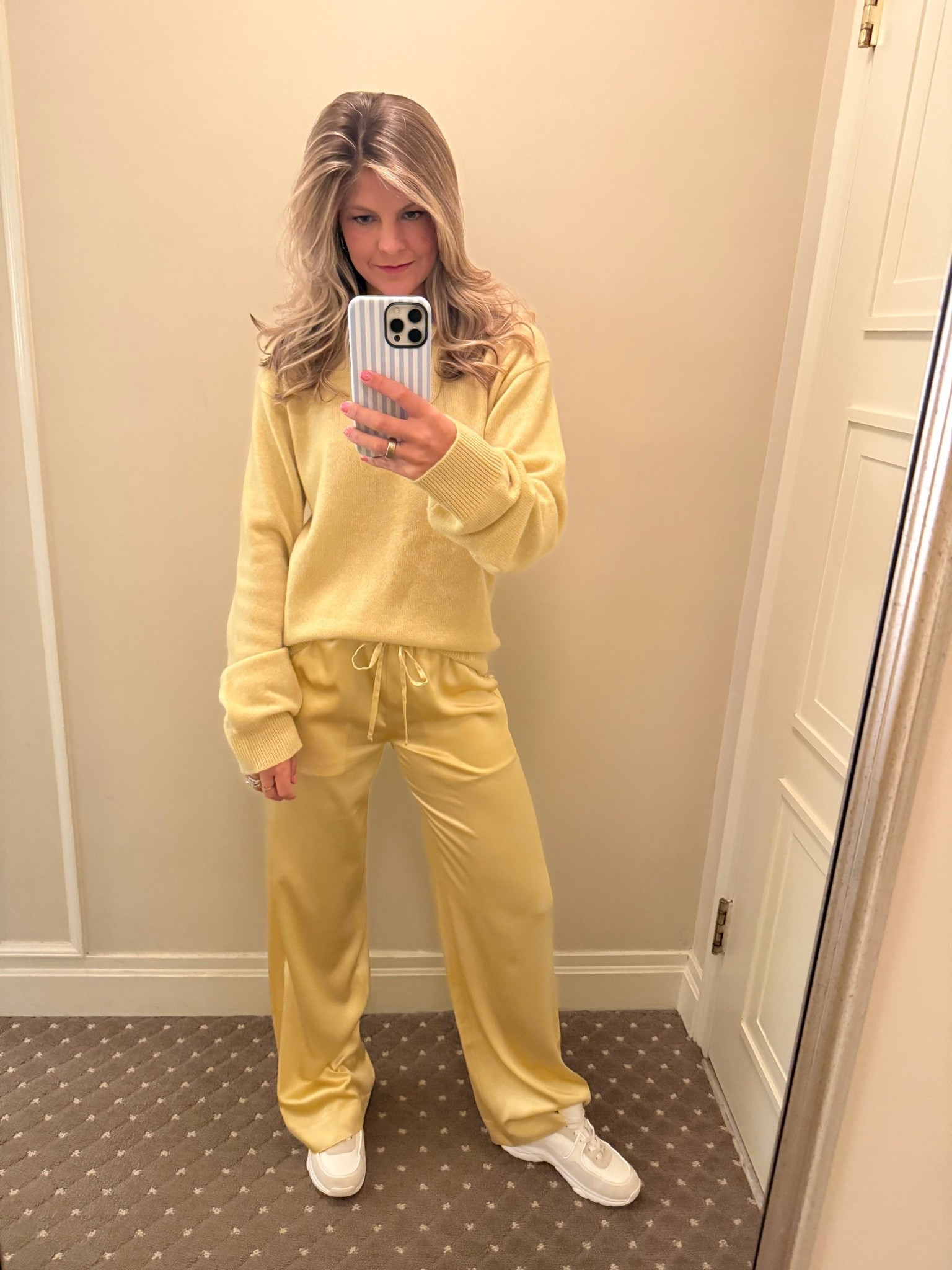 Silk pants. Satin pants. Cashmere sweater. Eterne sweater. Eterne pants. Butter yellow. Set.