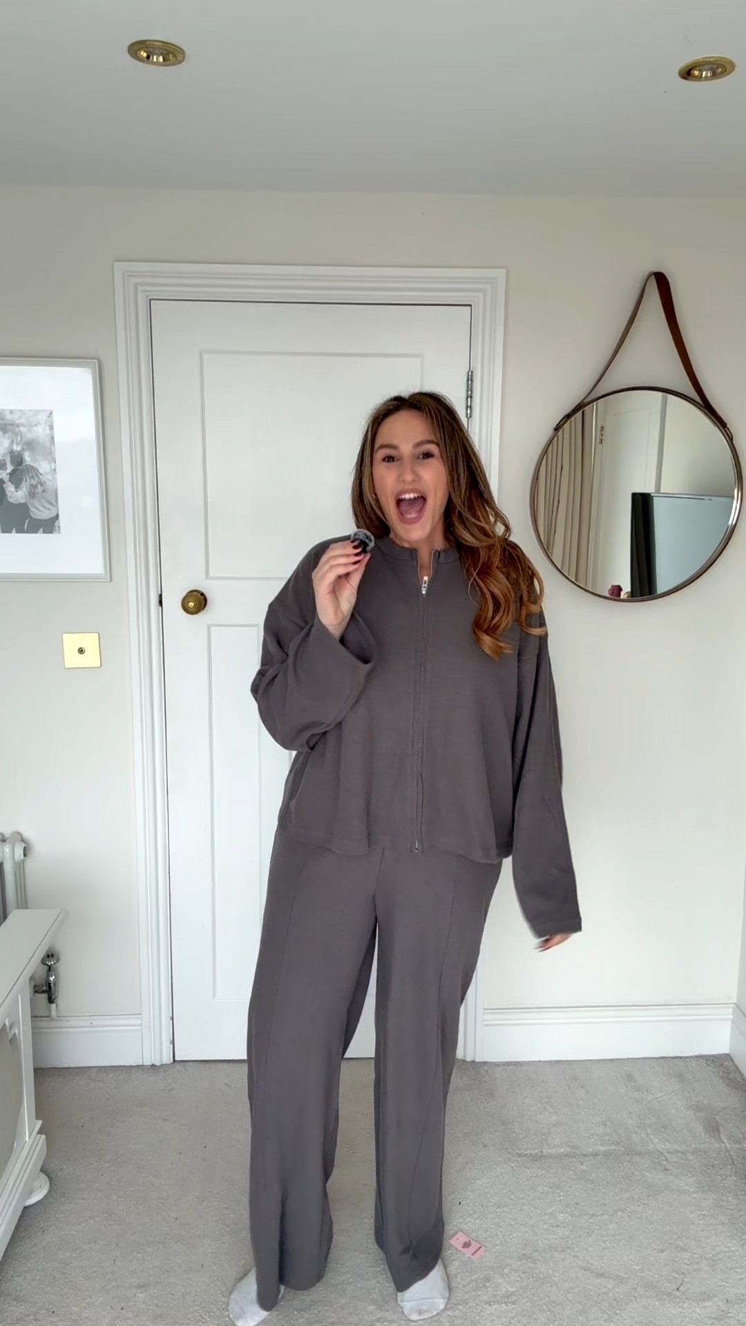 Part 4 of my series : Try January! Going out midsize outfit 

#LTKuk #LTKjeans #LTKmidsize