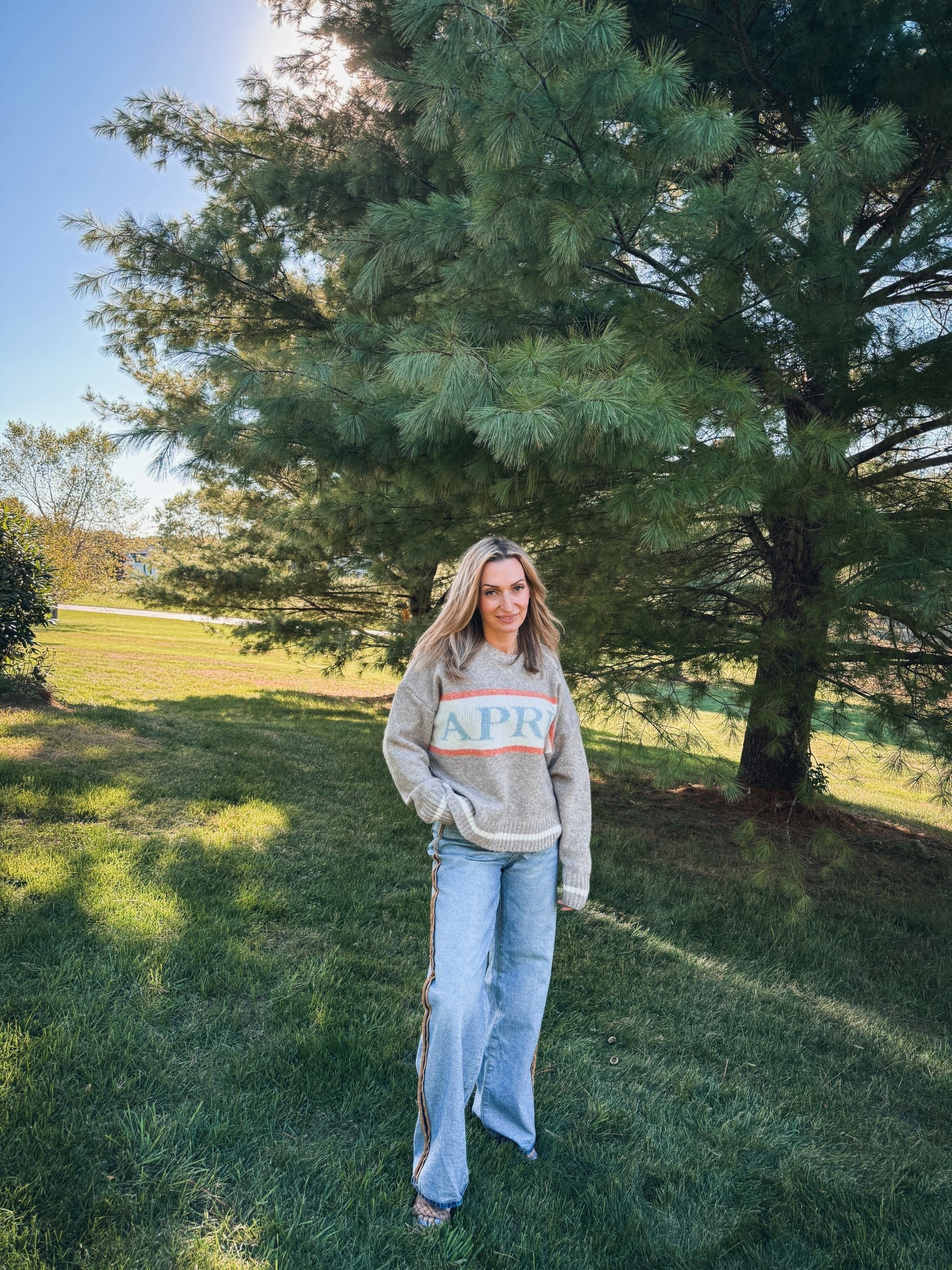 Après sweater & inside out jeans for the win … 

#LTKdayinmylife #LTKmomlife #LTKgrwm