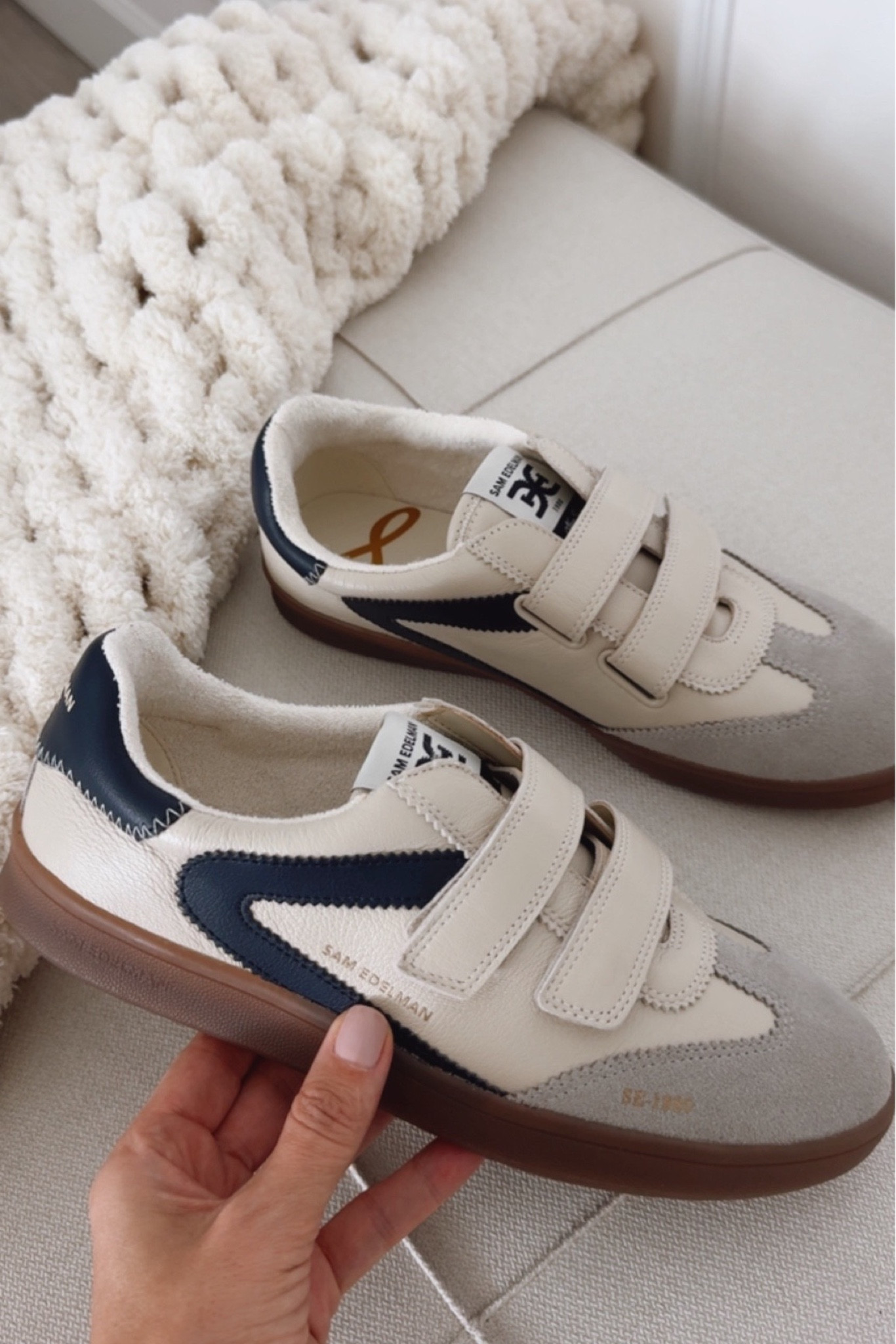 I love my newest sneakers! They are super comfortable and stylish, they also runs true to size. 




#LTKStyleTip #LTKSeasonal #LTKxPrimeDay