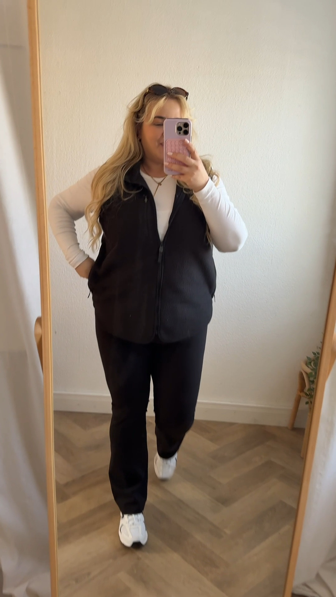 Range Rover Outfit ohne Range Rover 😂

#plussizefashion #herbstoutfit

#LTKautumn #LTKplussize #LTKFashionMonth