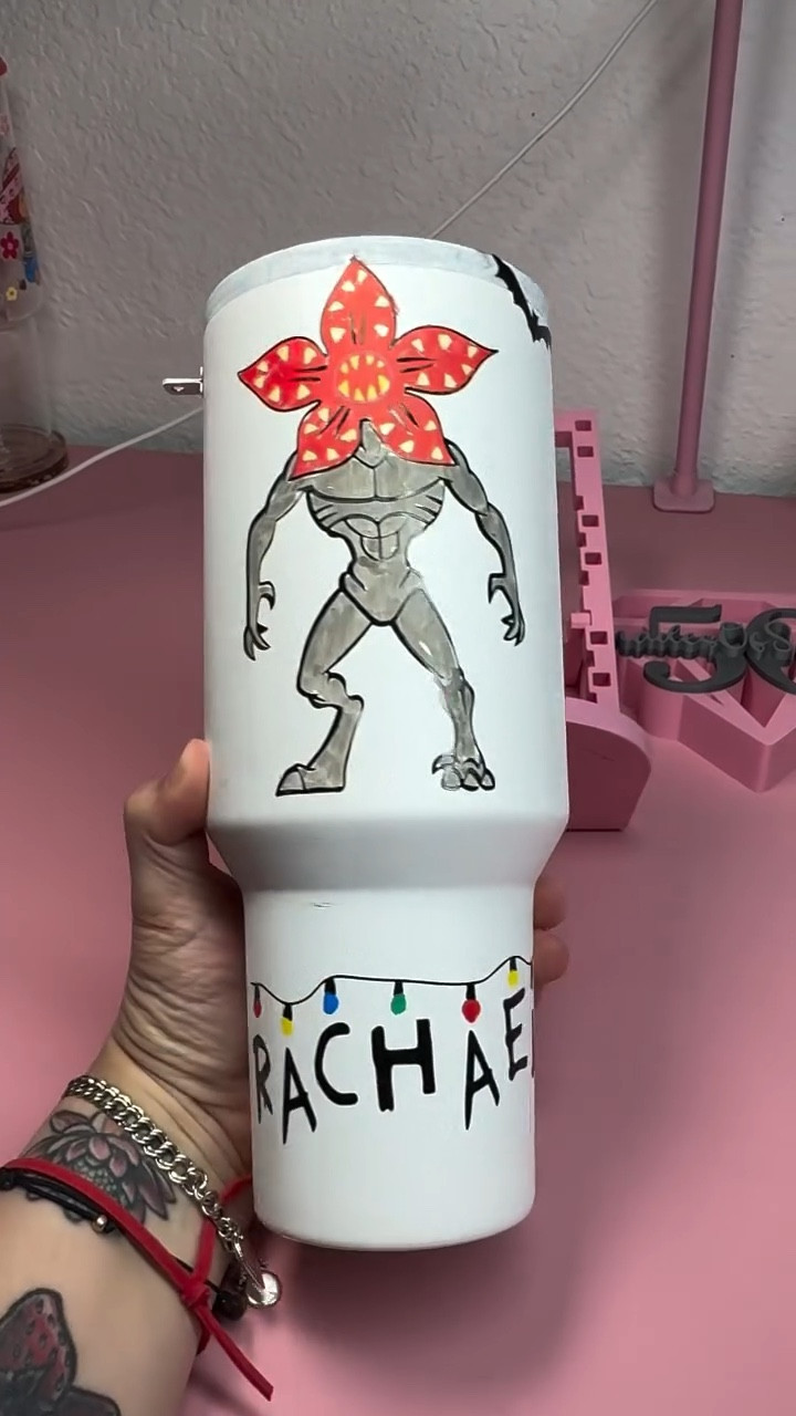 I’ve been dying to post this one! Loved making it. 

Everything used is linked on bio 

#reelsinstagram #strangerthings #upsidedownworld #customtumbler #stanleytumbler