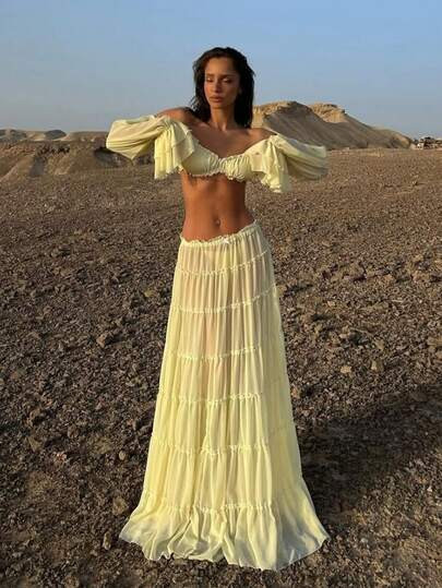 Conjunto De 2 Piezas Para Mujer En Color Crema Amarillento: Top Corto Con Volantes En Los Hombros Y Falda Con Volantes Multicapa En El Bajo, Moda De Otoño, Atuendo De Vuelta Al Colegio, Ropa Para Salir, Vestido De Invitada De Boda, Estilo De Hada, Lazo, Hombros Descubiertos Primavera | SHEIN