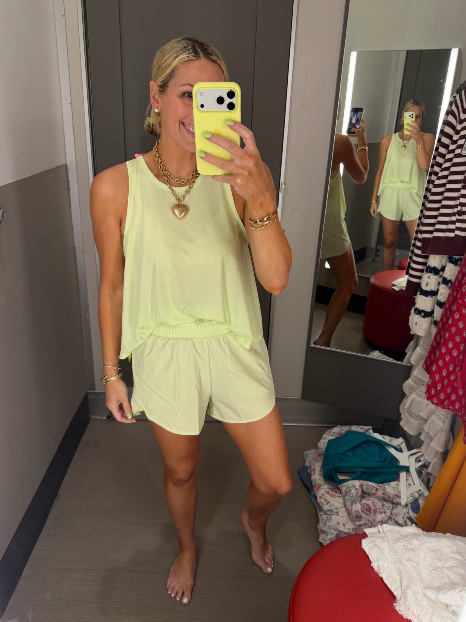 Wearing medium in the top and small in the shorts

#LTKPetite #LTKootd #LTKSaleAlert