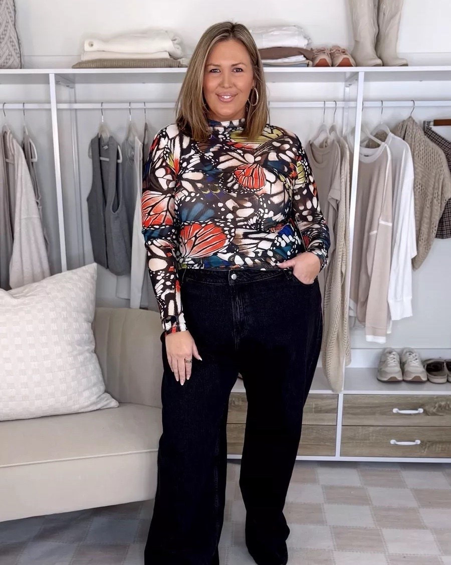 The top is a 1X and the jeans are a 20W! Plus size fashion, midsize fashion, everyday outfit ideas, JCPenney haul, elevated casual, fall fashion, fall outfit ideas, chic style, trendy fashion



#LTKOver40 #LTKMidsize #LTKPlusSize