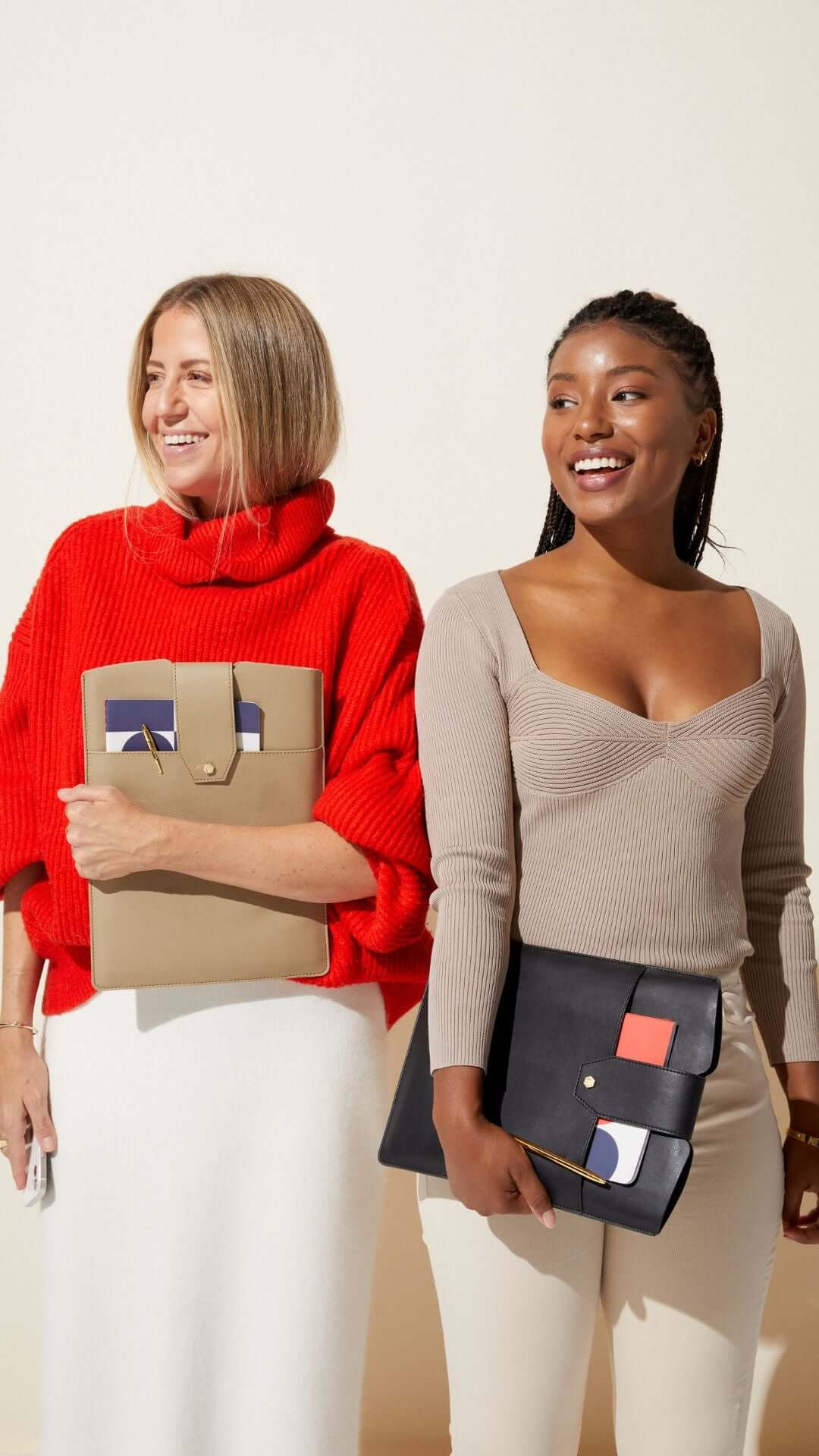 Daily GENUINE LEATHER Laptop Clutch | Lindsay Albanese