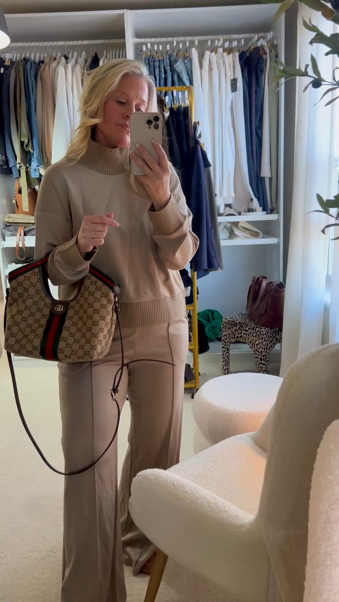  ✨Tap the bell, save and ❤️ for over 40 fashion, midlife style, midsize fashion and luxury looks for less. 

Travel days, but make it calm.
And chic.
And comfortable.

👑"Helping you look good, feel good!" - Lindsey Denver

⬇️Sizing information:
large (size up if in between sizes.)


Follow my LTK @Over40andmidlife on the @shop.LTK app to view this post and get my exclusive app-only content!

#liketkit #LTKOver40 #LTKMidsize #LTKTravel
@shop.ltk
https://liketk.it/5JvsN