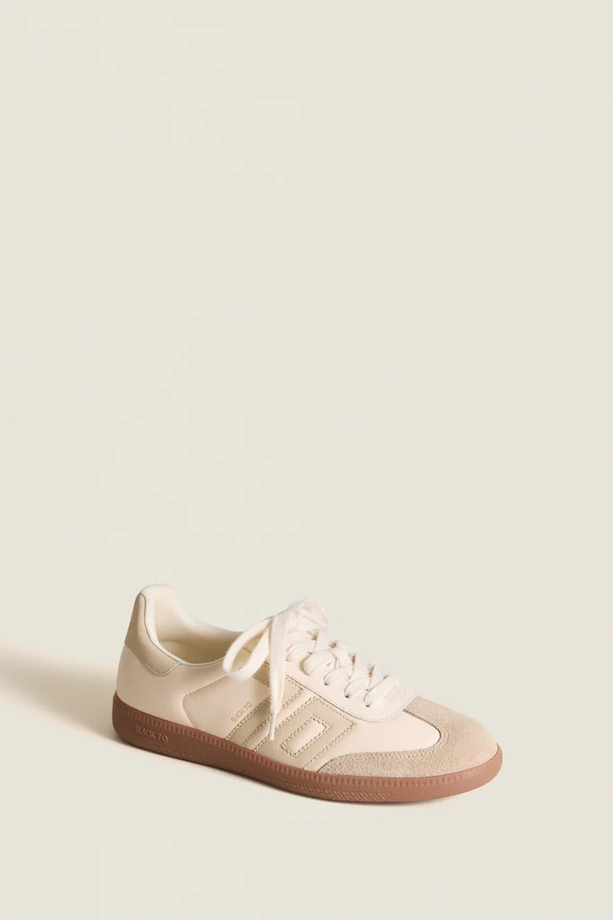 Butter Beige Cloud D26 Sneakers | Tuckernuck (US)