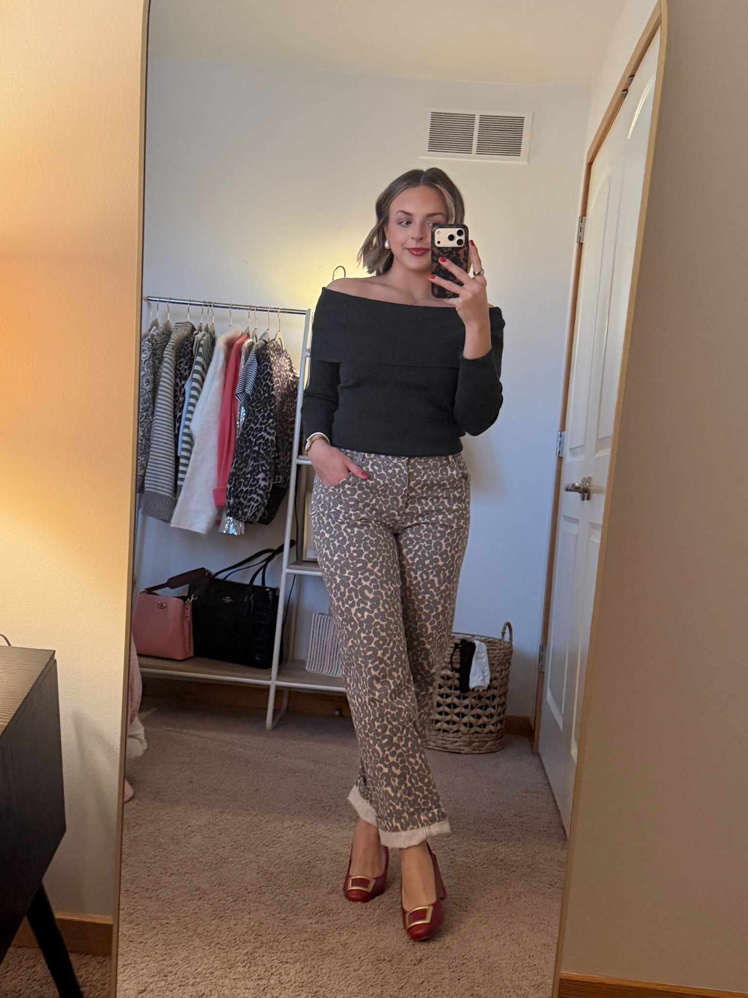 Chic winter party fit 💌💌 This sweater & these earrings are on sale now at target! #winterstyle #chic #cheetahpants #offtgeshouldersweater #redheels #slingbackheels #vincecamuto

#LTKHoliday #LTKSeasonal #LTKSaleAlert