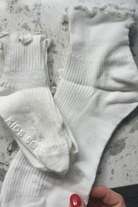 mommy & me matching ruffle crew socks ❤️‍🔥


#LTKfamily #LTKkids #LTKSpringSale