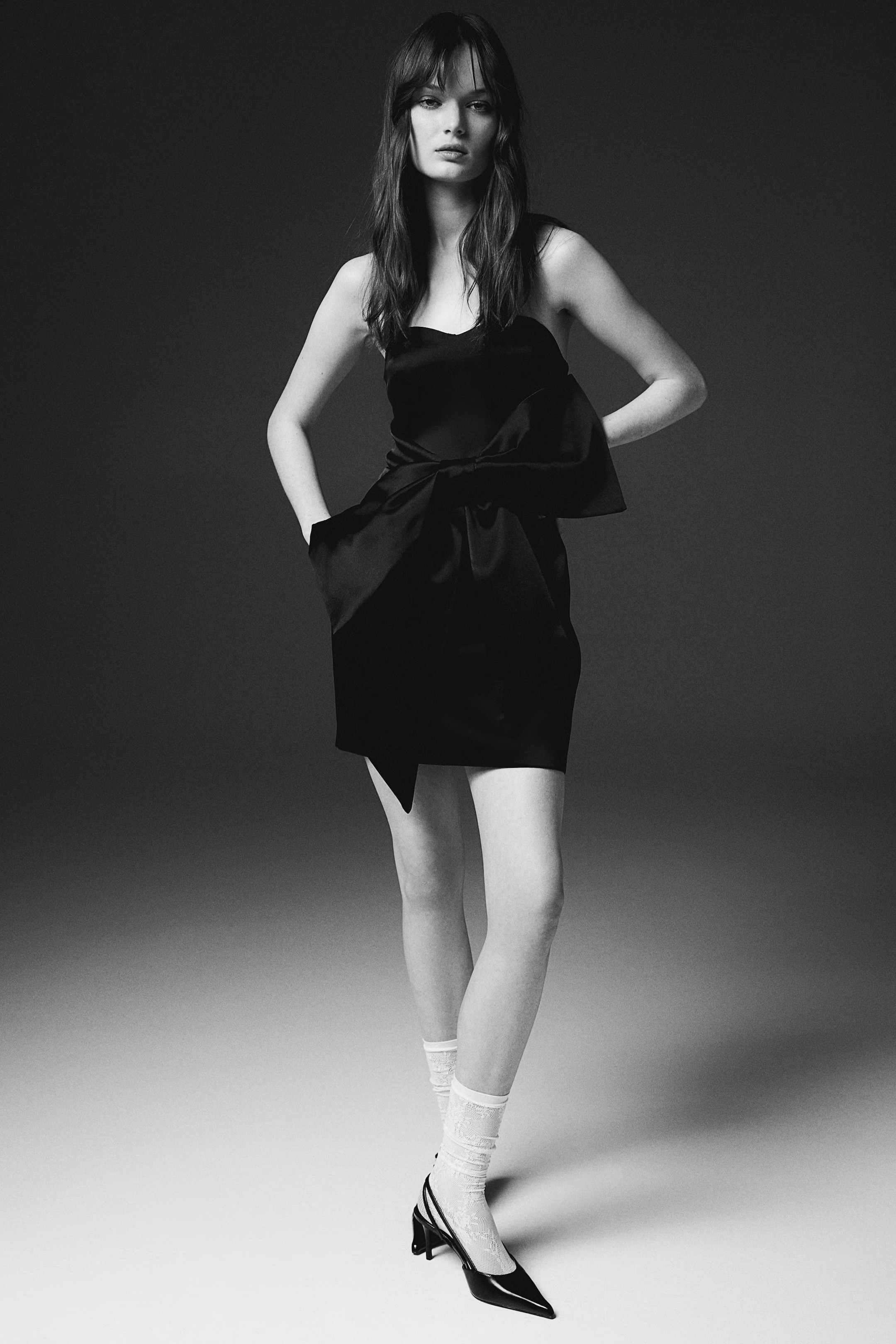 Bow-Front Satin Bandeau Dress - Black - Ladies | H&M US | H&M (US + CA)