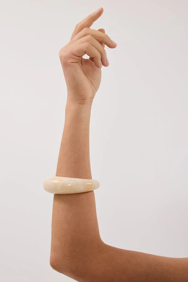 ANNA ROSSI HEIRLOOM BANGLE CREAM | DISSH