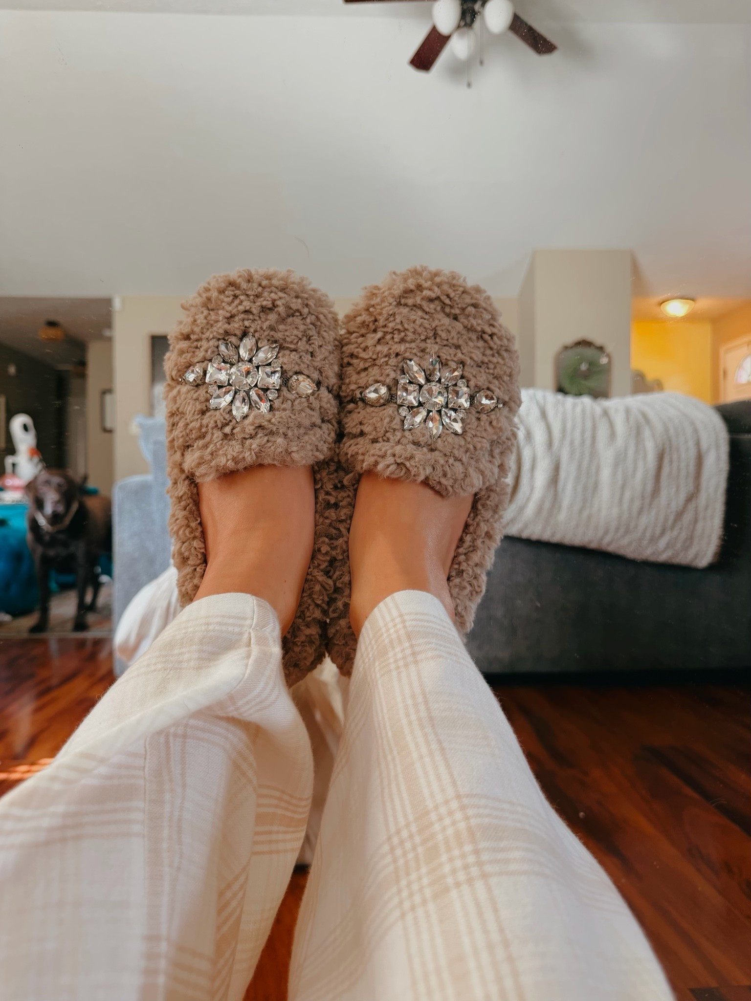 STOPPP because Walmart has the cutest slippers right now 😍✨ The cozy teddy material AND the sparkly jeweled detail?! These look so much more expensive than they actually are!

Walmart slippers, Walmart fuzzy slippers, women's Walmart slippers, cozy slippers, teddy slippers, jeweled slippers, affordable Walmart finds, fall slippers, cute house slippers

#WalmartFinds #WalmartFashion #walmartstyle #CozyFinds #walmart #fallfashion

#LTKxWalmart #LTKootd