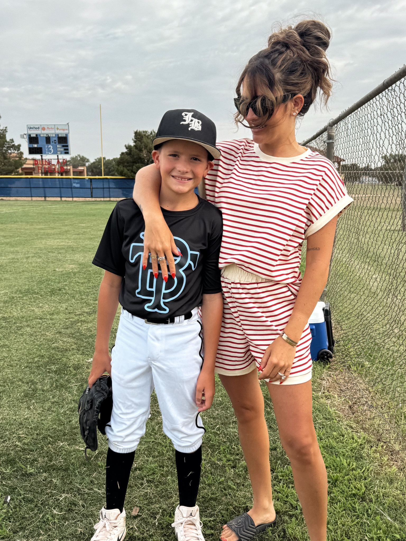 Size small in set - want all the colors! 

#LTKStyleTip #LTKFindsUnder50 #LTKFindsUnder100