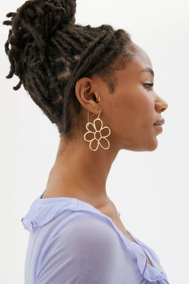 Emmy Statement Flower Earring | Urban Outfitters (US and RoW)