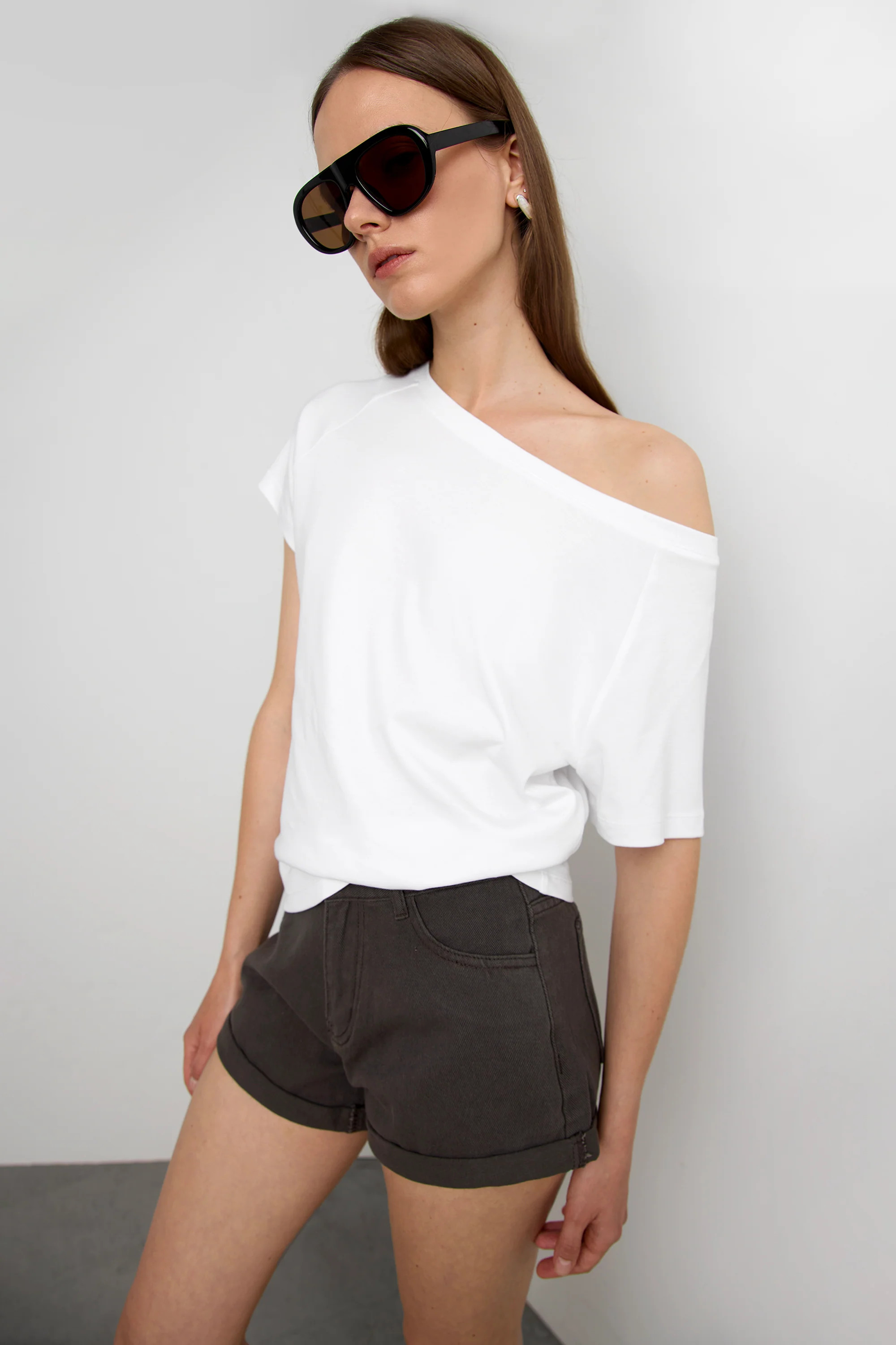 RELAXED FIT OFF THE SHOULDER T-SHIRT | OAK + FORT
