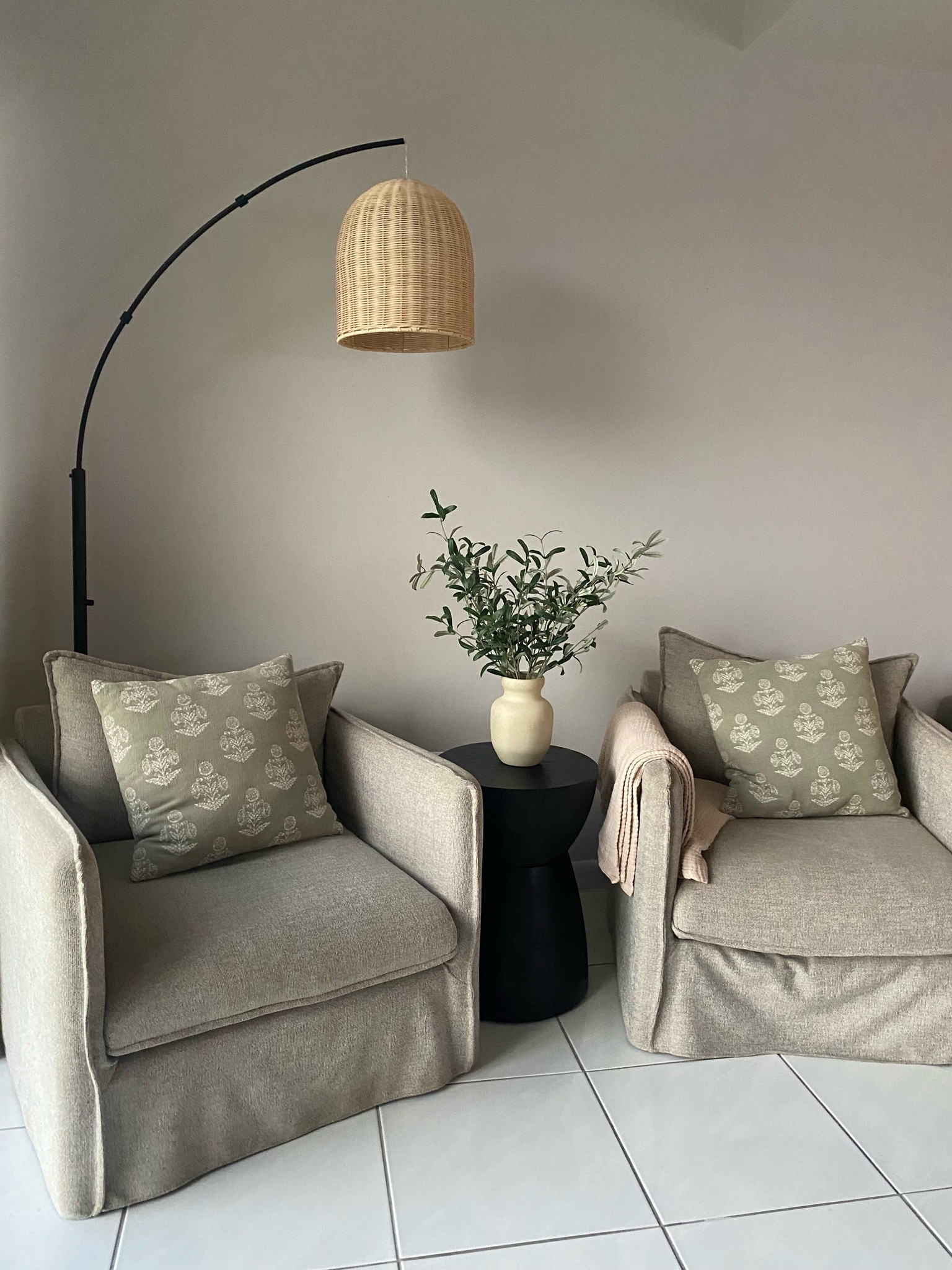 Sitting area — everything is from target! Obsessed 

#LTKhome #LTKxTarget #LTKsalealert