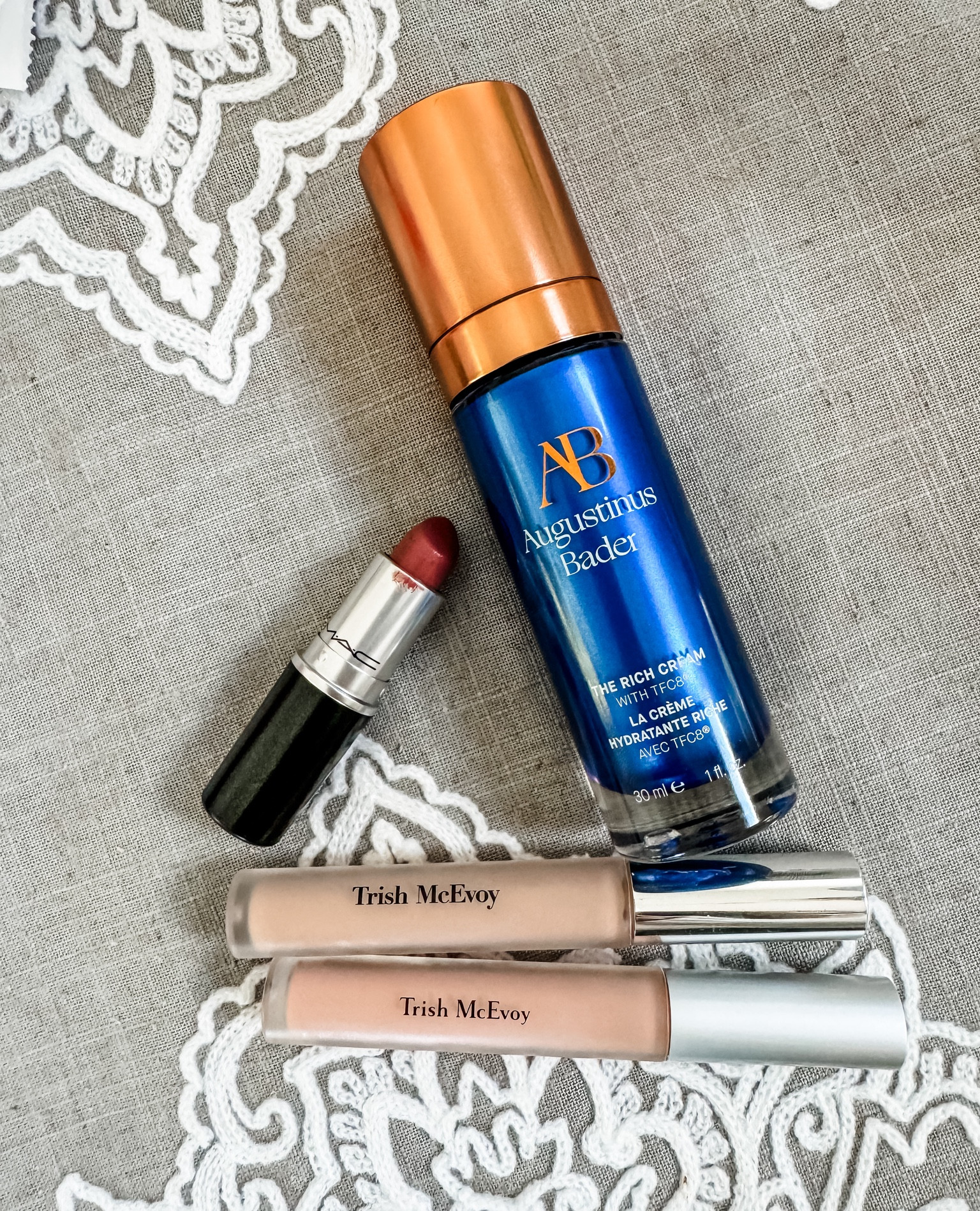 Nsale beauty 

#LTKxNSale #LTKBeauty #LTKSaleAlert