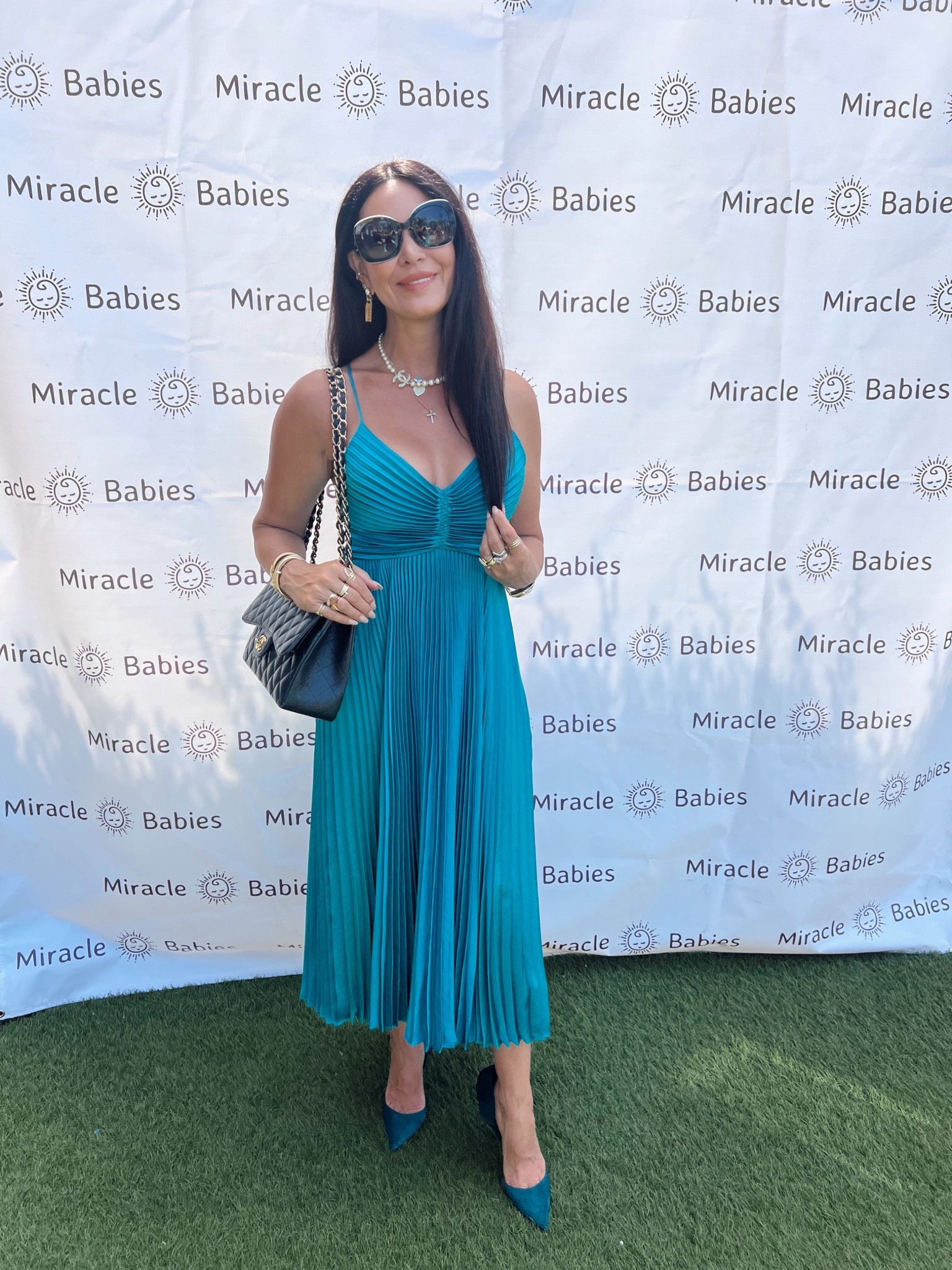 One of my babies spent 3 weeks in the NICU, and I’ll never forget the impact of having support during such a fragile chapter. That’s why Miracle Babies mission is so close to my heart. Their work helps moms, babies, and families find hope and strength when they need it most. 🤍✨👶 #MiracleBabies #StrongerTogether

#LTKBaby #LTKParties #LTKFamily