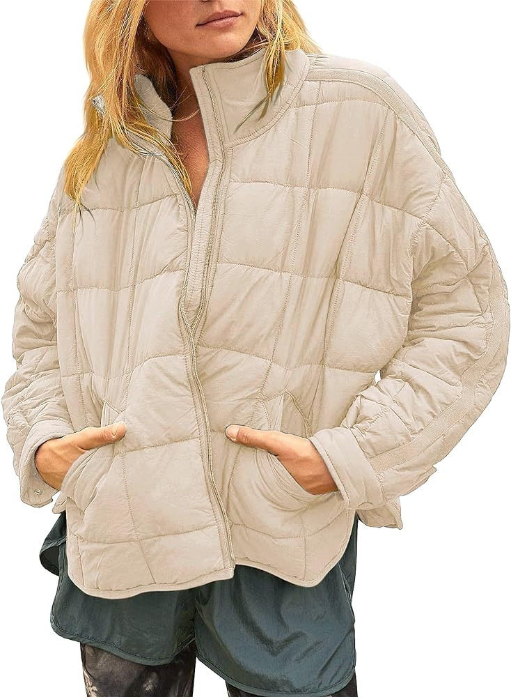 Huaqiao Womens Quilted Puffer Jackets Lightweight Zipper Short Padded Coat With Pockets | Amazon (US)