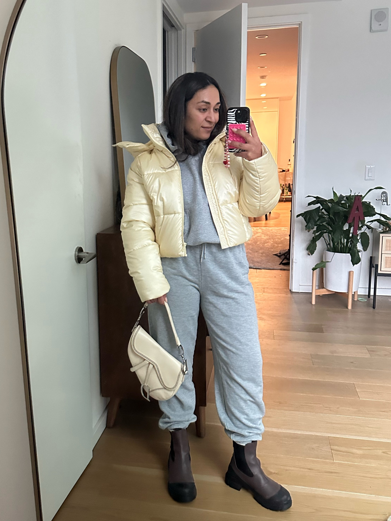 Cute rainy day outfit today! Skims hoodie and alo sweatpants with GANNI rain boots. Linked some dupes for you babes! 



#LTKstyletip