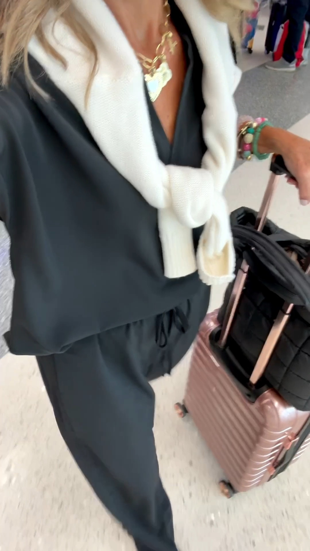 No way!!! I can’t believe these are already on sale with an extra 30% off. Wearing small in both.
@Spanx 
Use code COAST20 on Allie + Bess

#LTKdayinmylife #LTKootd #LTKTravel