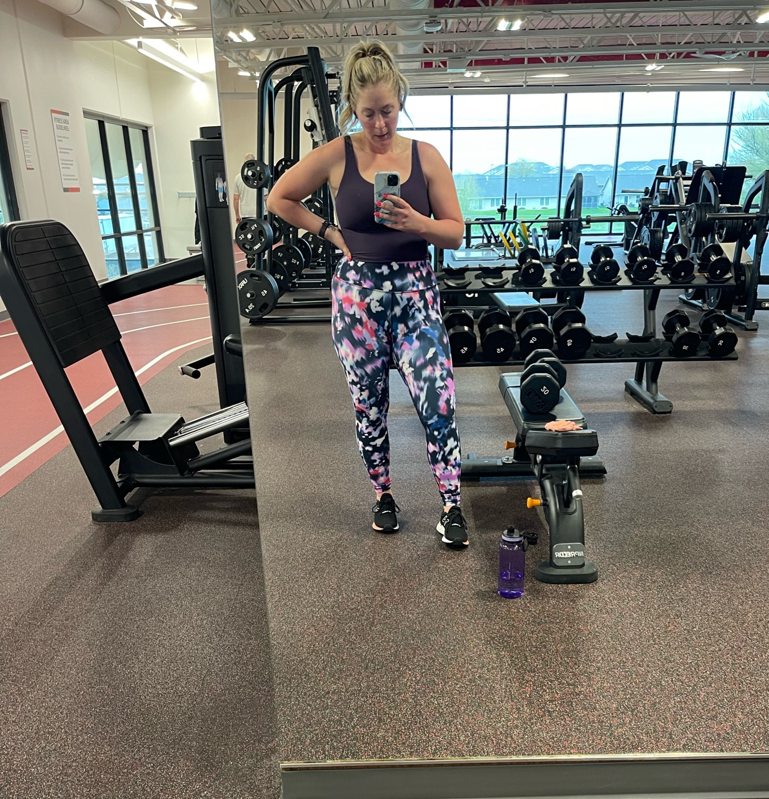 You know the fit is good if you can’t even catch your breathe 🔥 Old Navy got me feeling confident and fun in the gym  

#LTKfitness #LTKActive #LTKmidsize