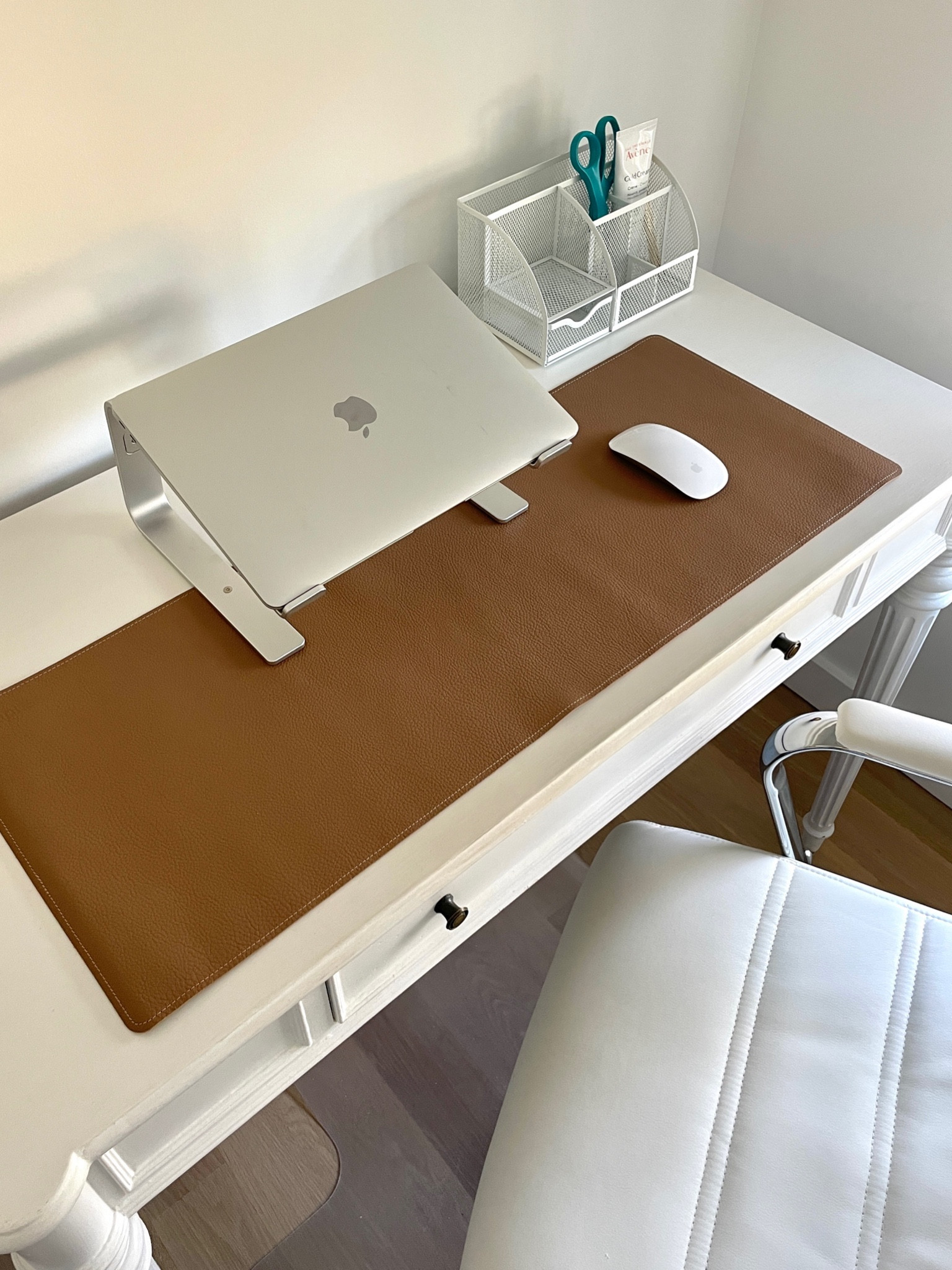 #ad Wayfair is offering unbeatable End of Year Clearance offers with up to 60% off and fast shipping sitewide so you can refresh your space for the New Year! Here are a few must-have home office products I got from @Wayfair to keep myself organized and productive in the new year! #Wayfair #WayfairPartner


#LTKhome