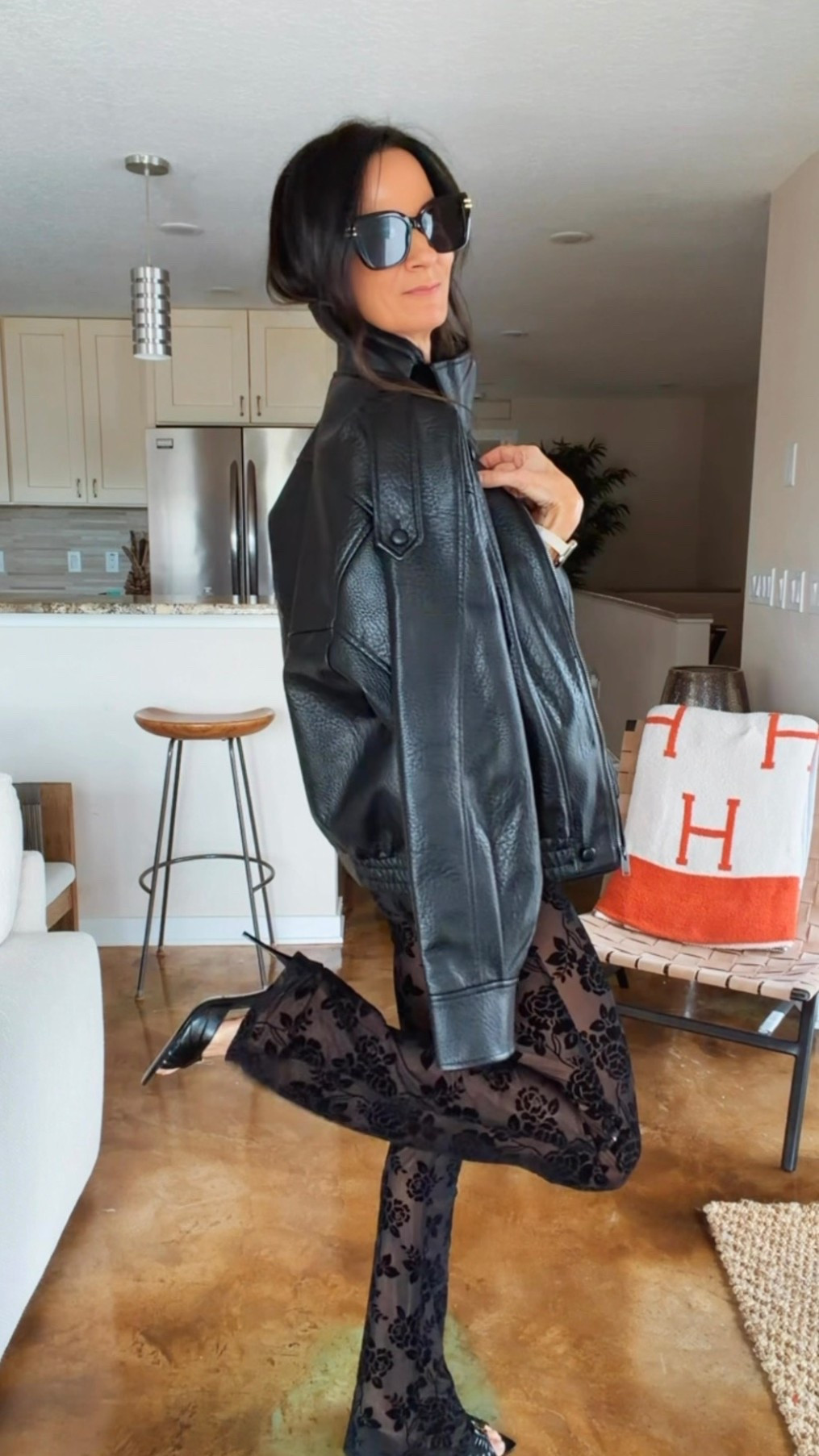 Part II ❣️ Same wine night… different energy 🖤🍷
When in doubt, go full monochrome. Sleek, sultry, and just dramatic enough to make ordering a second glass feel necessary.

This is your sign that all-black is never boring—it’s powerful, polished, and always a yes.

Now tell me… which look wins tonight?

Wearing XXS in pants. 0 in top. Linked similar jackets  

#GRWM #WineNightLook #OOTN #AllBlackEverything #MonochromeStyle #FashionOver40 #ModernChic #StyleGoals #NightOutStyle #ElevatedBasics #NicoleColeeStyle #LTKStyle #LTKFashion #FashionForward

#LTKdayinmylife #LTKHoliday #LTKGiftGuide