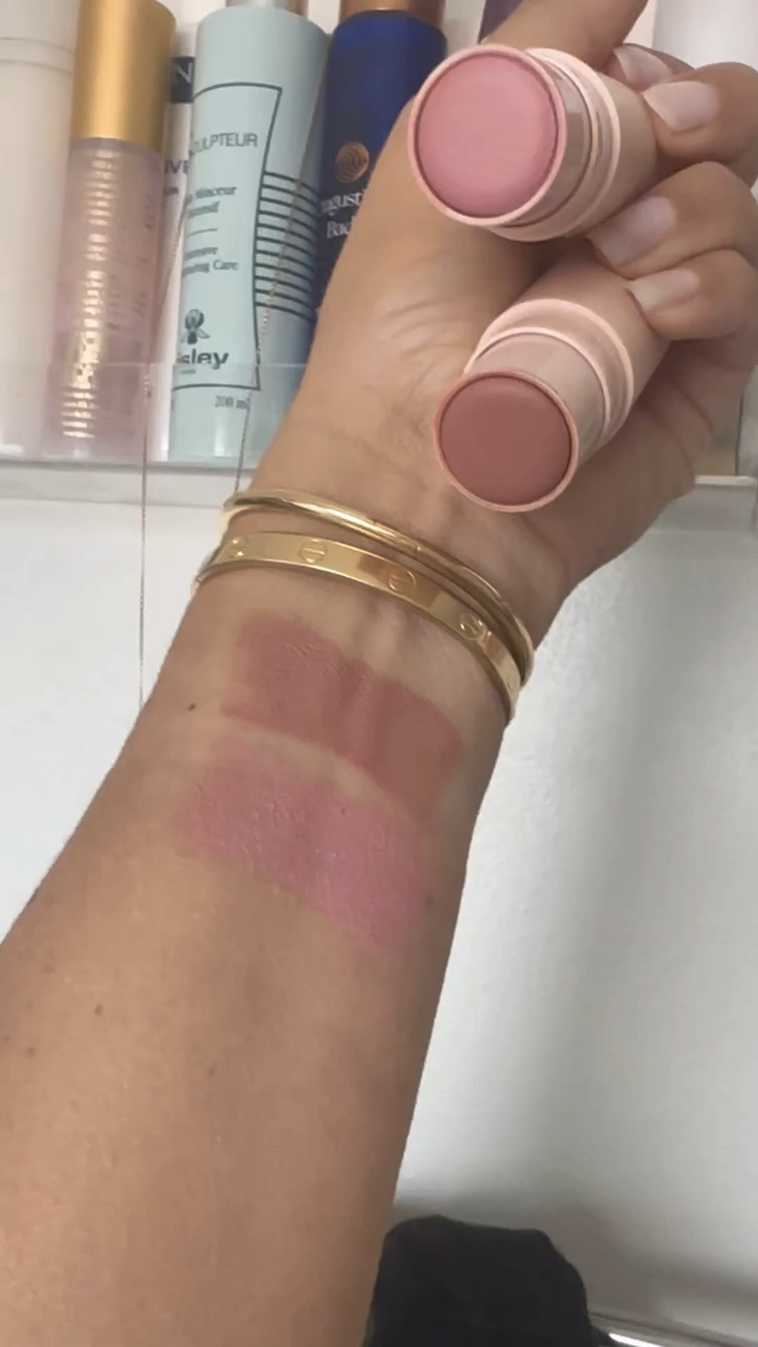 Cream blush, pink blush, nude blush, makeup look, spring makeup look 

Love the combo of these ultra blendable cream blush sticks for subtle structure and a natural flush🤍 Both are currently 15% off right now. 💃🏼💃🏼

#LTKSale #LTKFind #LTKbeauty