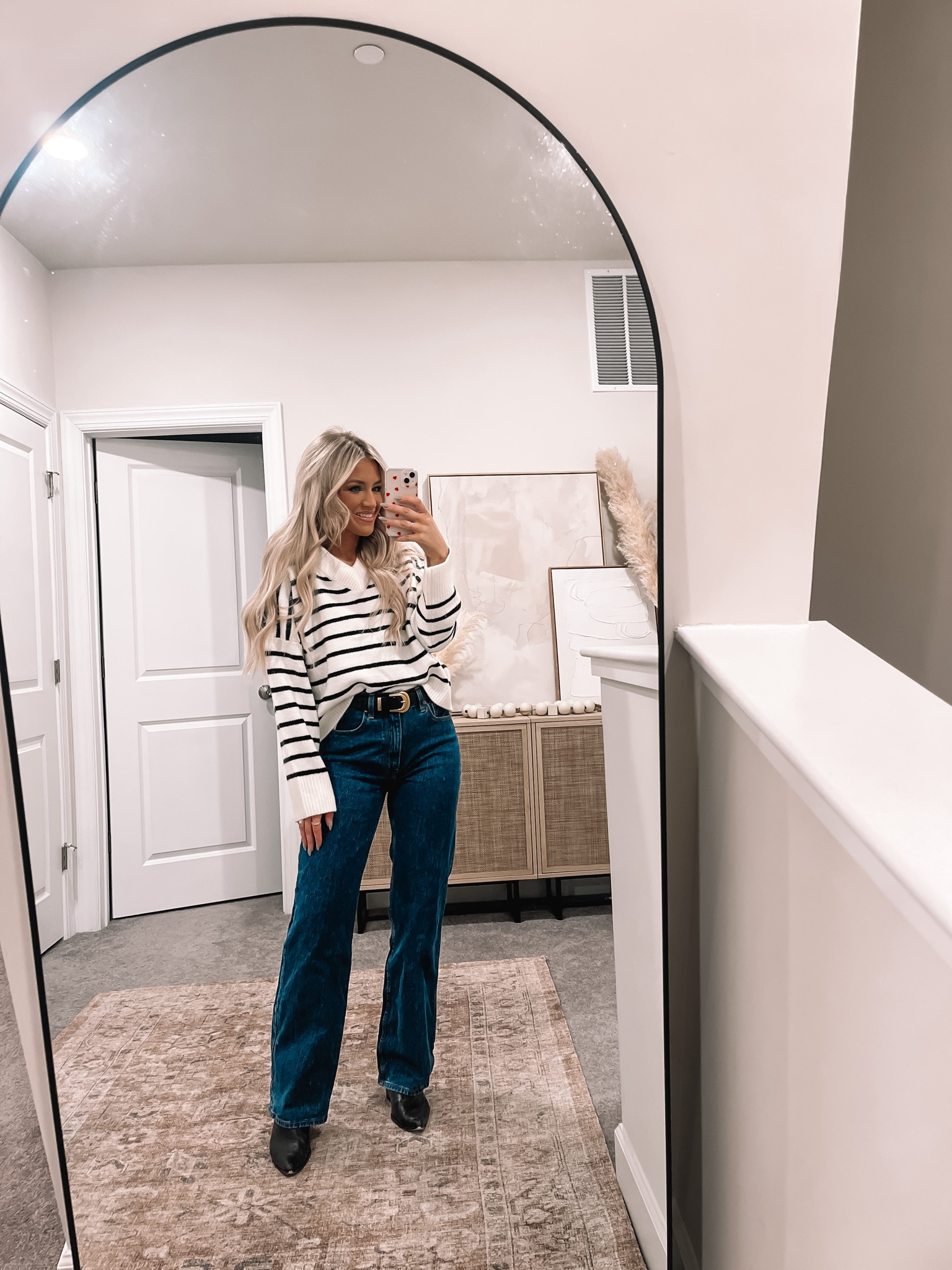 Casual winter outfit! Medium in sweater and 27 in jeans. 

#LTKsalealert #LTKfindsunder100 #LTKSeasonal