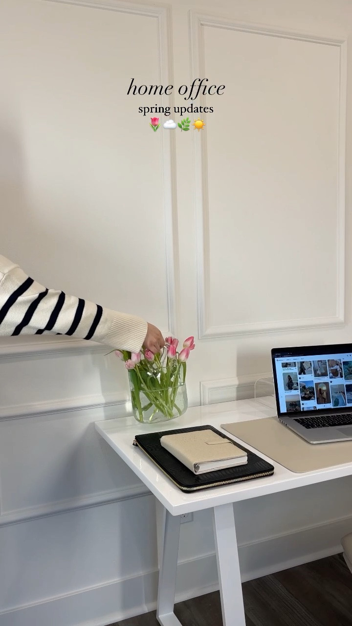 Home office favorites for March 2023! Black crocodile embossed laptop cover, white desk from wayfair, neutral
Home office chair from Amazon and a purse flower vase from Amazon 

#LTKworkwear #LTKsalealert #LTKunder50