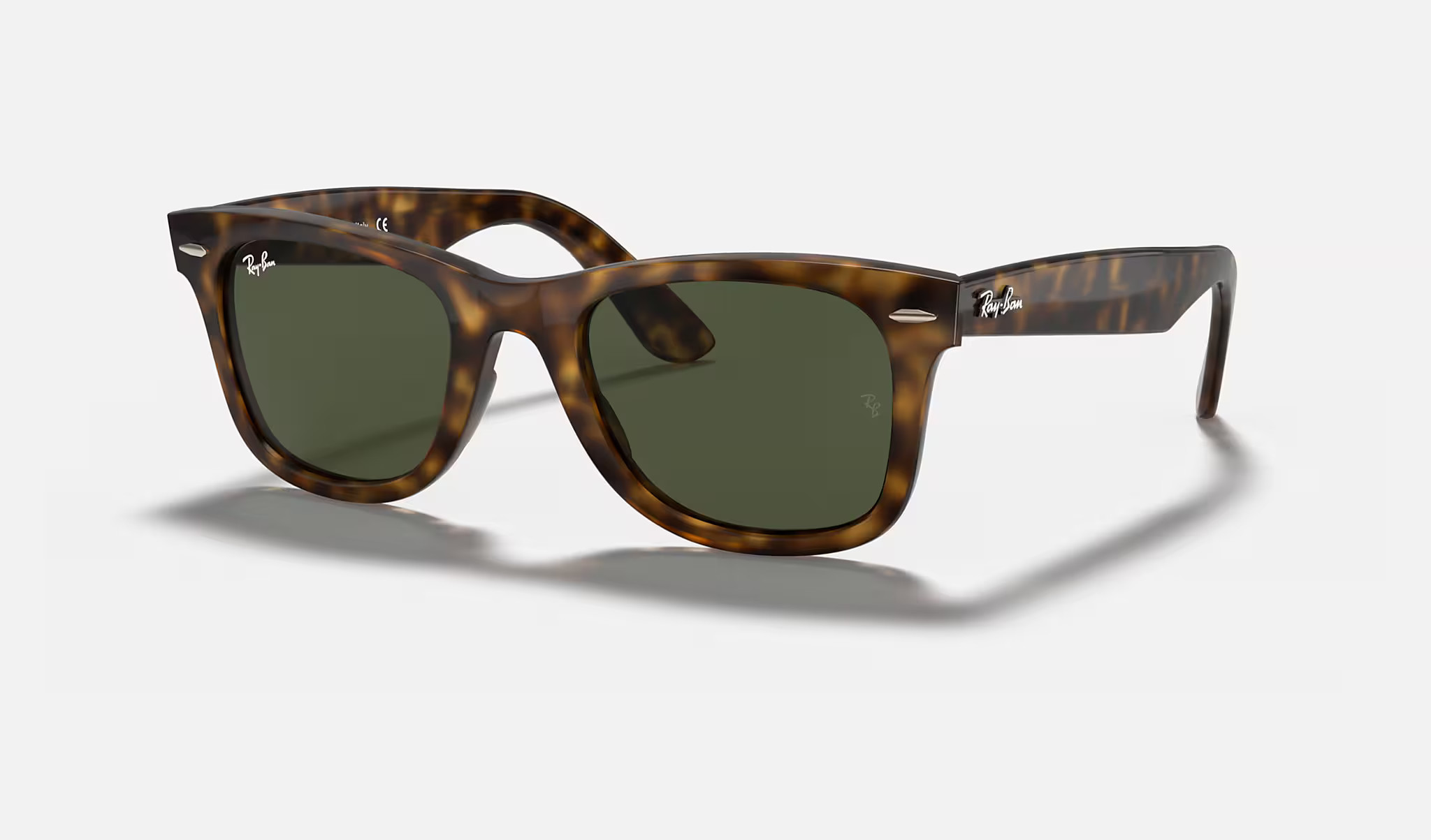 Check out the Wayfarer Ease at ray-ban.com | Ray-Ban (US)