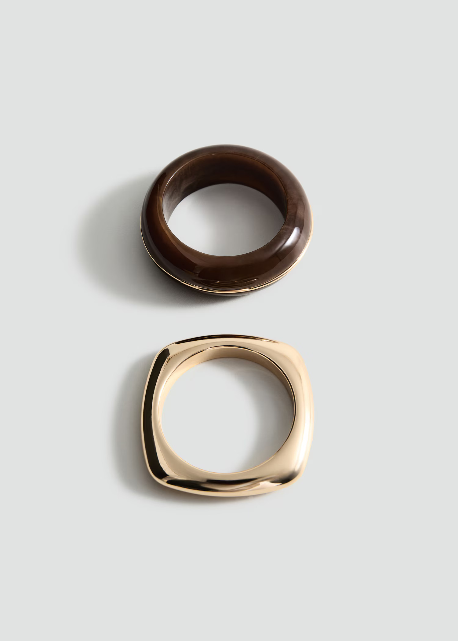 Pack of 2 rigid bracelets - Women | MANGO USA | Mango (US/MX/AU)