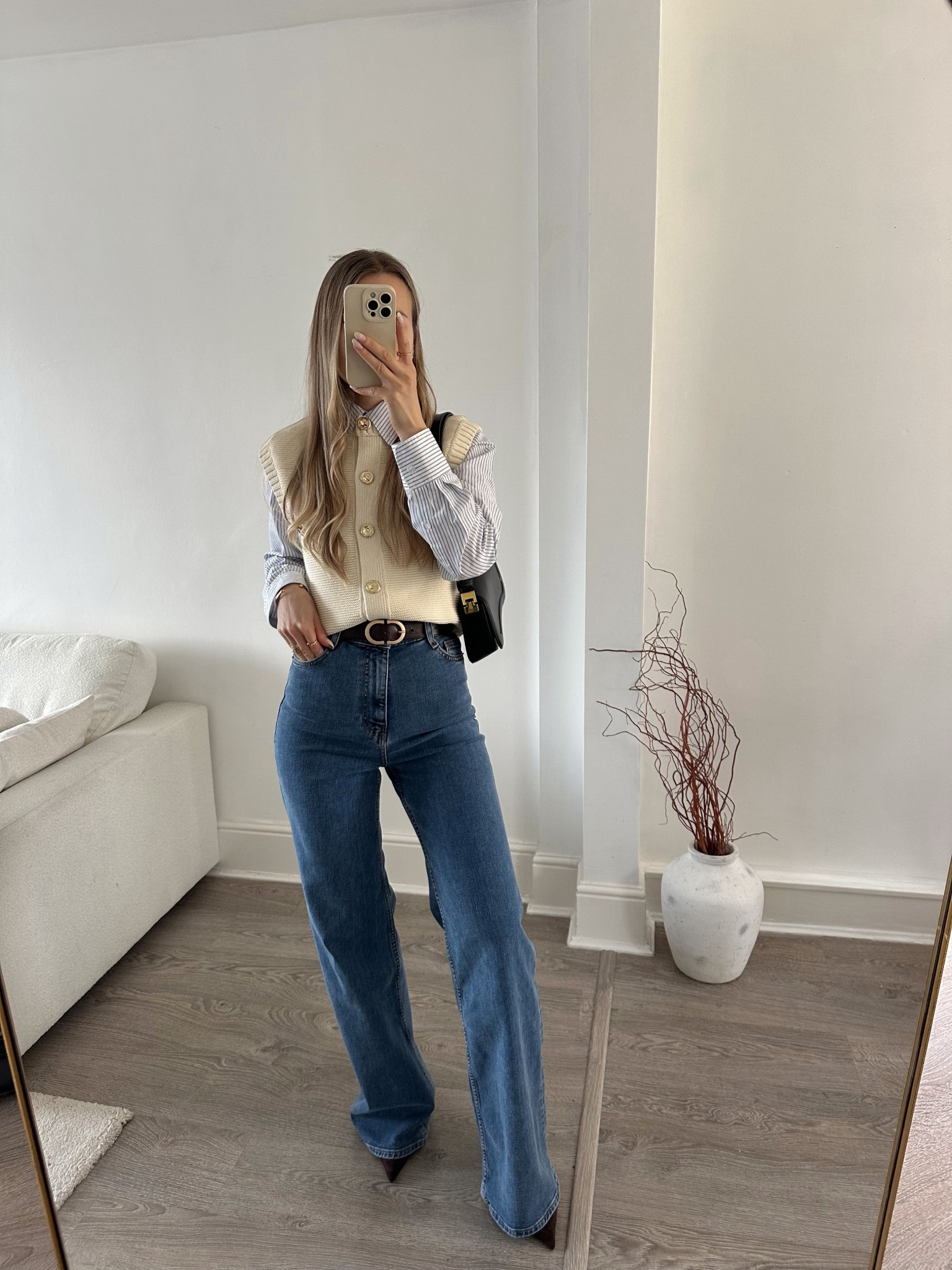 Simple outfit, but make it spring, elevated, and office-ready ✨ 

#LTKspring #LTKworkwear #LTKeurope