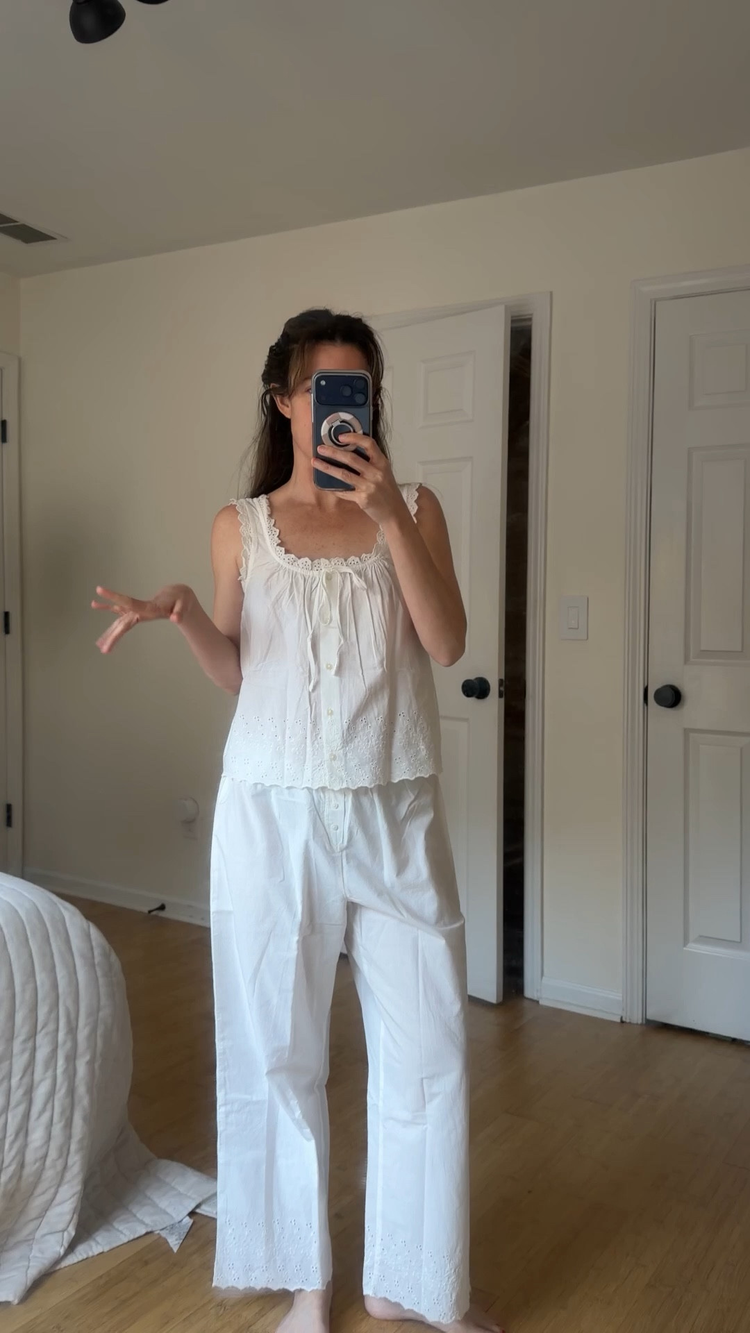 OBSESSED with this set from GAP 
Sized up one in the pants SP
XS top 

#LTKootd #LTKSaleAlert #LTKmomlife