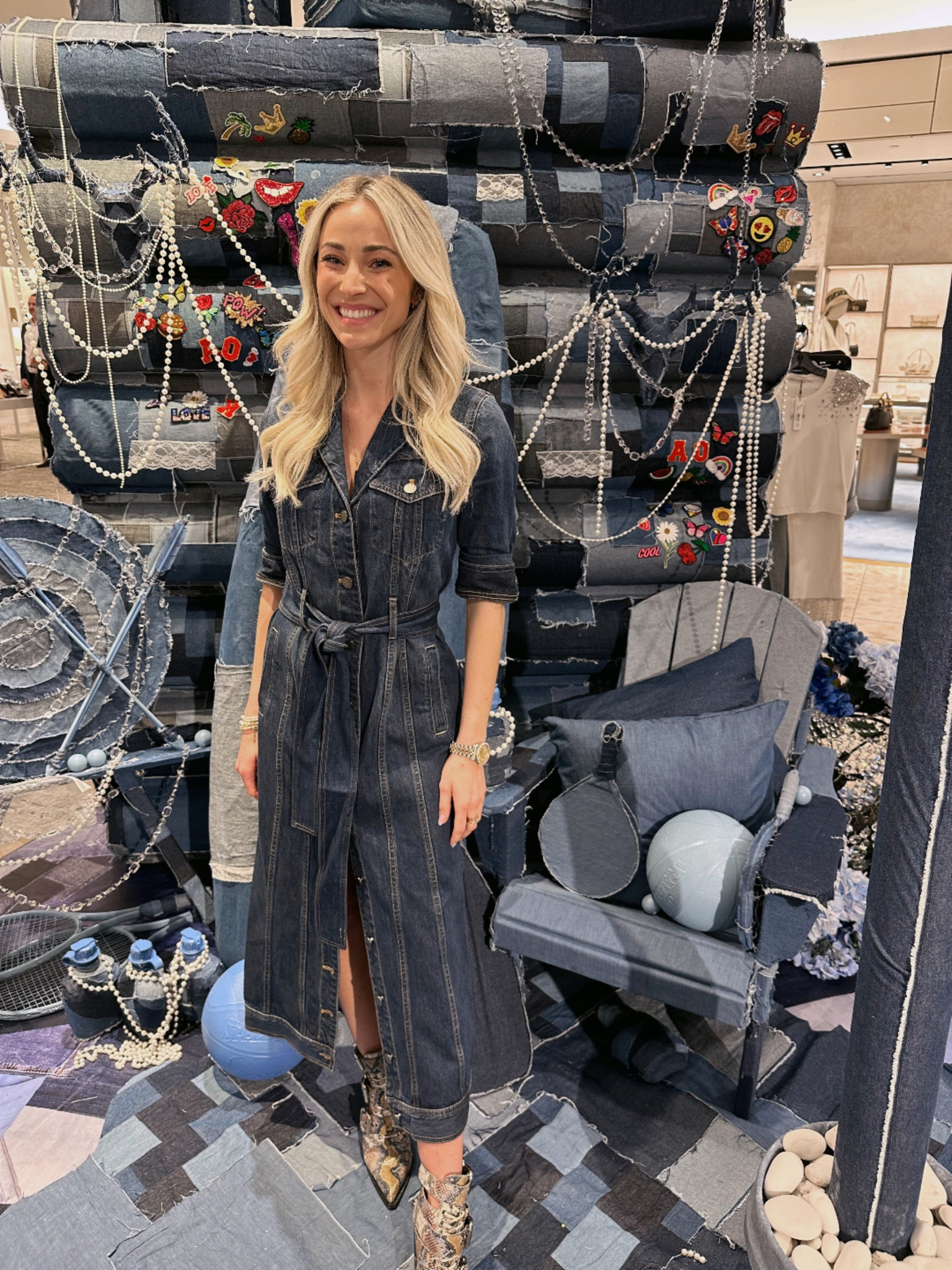 alice + olivia x neiman marcus jean camp kick-off event 

#LTKstyletip