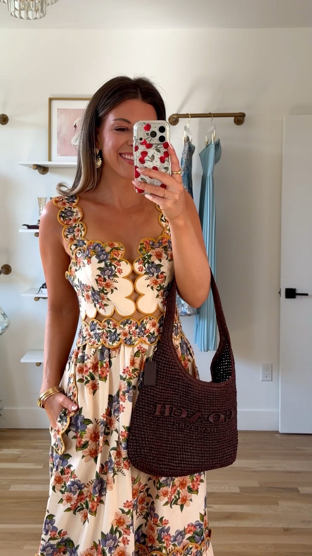 Yellow sundress summer resortwear vacation outfit

Sizes down to an xs

Resortwear
Destination
Vacation
Travel
Summer dress
Floral
Beach

#LTKootd #LTKSeasonal #LTKTravel