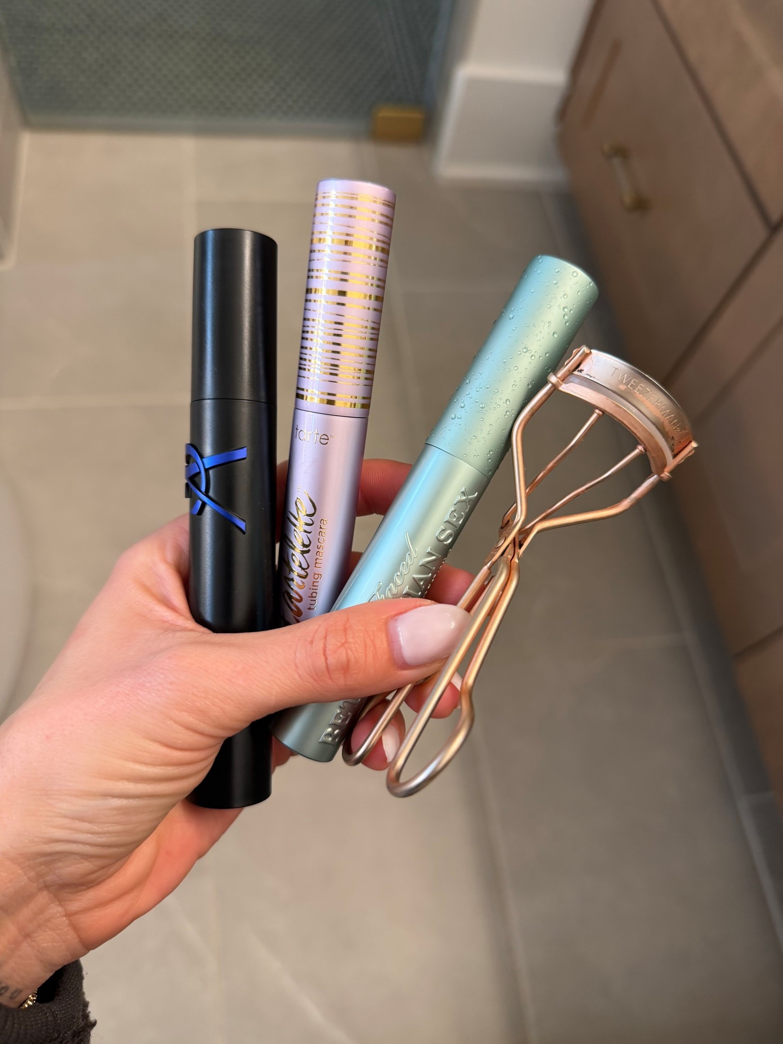 Waterproof mascara tubing mascara long eyelashes volume eyelash curler makeup routine annabrstyle

#LTKOver40 #LTKFindsUnder50 #LTKBeauty