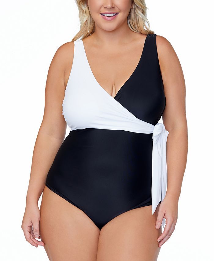 Trendy Plus Size Colorblocked One-Piece Swimsuit | Macys (US)