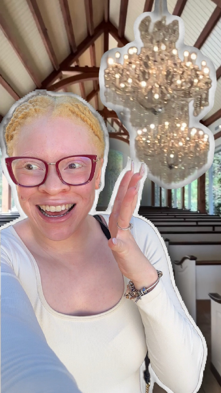 Welcome back to the Road to “I DO” series! Your favorite fiancé is back and today we are touring our second wedding venue @ashtongardensatl in Sugar Hill GA! This venue was absolutely breathtaking 🤩
.
#wedding #2026bride #weddingtour #weddingvenue #weddingvenuehunting

#LTKWedding #LTKSeasonal