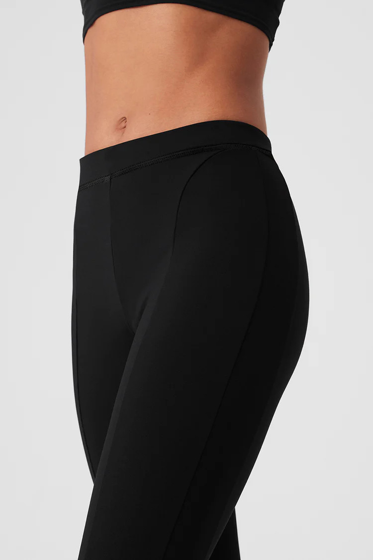 High-Waist 7/8 Zip It Flare Legging - Black | Alo Yoga (US)