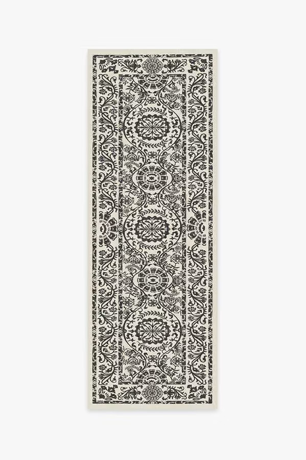 Delphina Black & White Rug | Ruggable