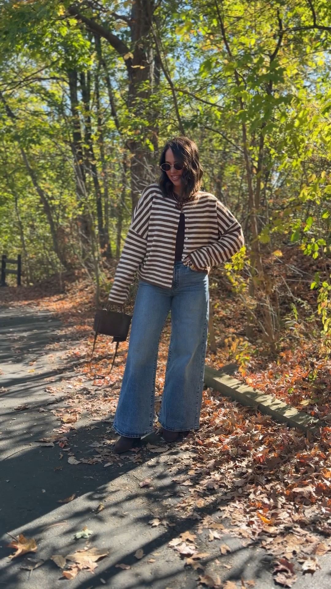 #AD // So thankful to be partnering with @levis and @target today!! The best jeans and I’ll leave the info below for all three pairs! 🤎🍂🤎

•728 High-Rise Wide Leg Jeans in size 29, wash is Sweet Success
•501 Curve Jeans in size 30, wash is Mild Salsa
•Cinch Barrel Jeans in size 29, wash is Cloudy Travertine 

#TargetPartner #Target #liveinlevis 

#LTKSeasonal #LTKFindsUnder100