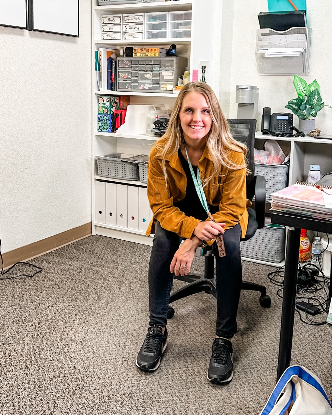 A little behind the scenes. Still settling into my new classroom, but also settling into the first day of Fall! 

Fall outfits. 
Teacher outfits. 


#LTKworkwear #LTKSeasonal #LTKfindsunder50