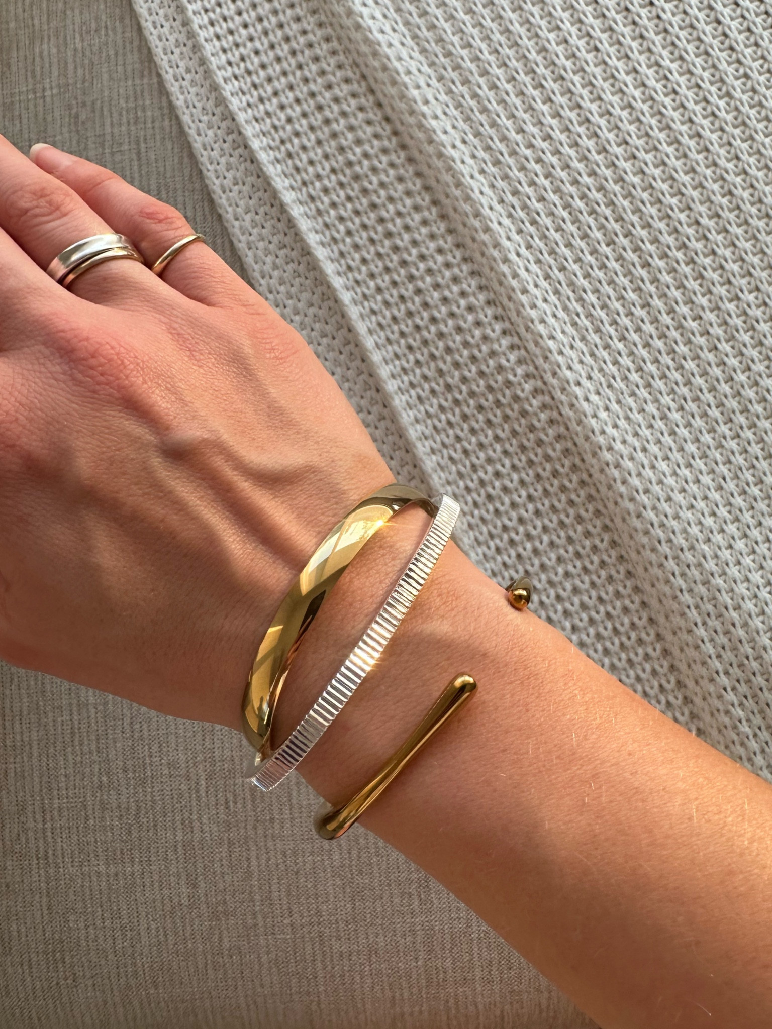 Shop similar styles from my mixed metal bracelet stacks! 

#LTKSeasonal #LTKaustralia
